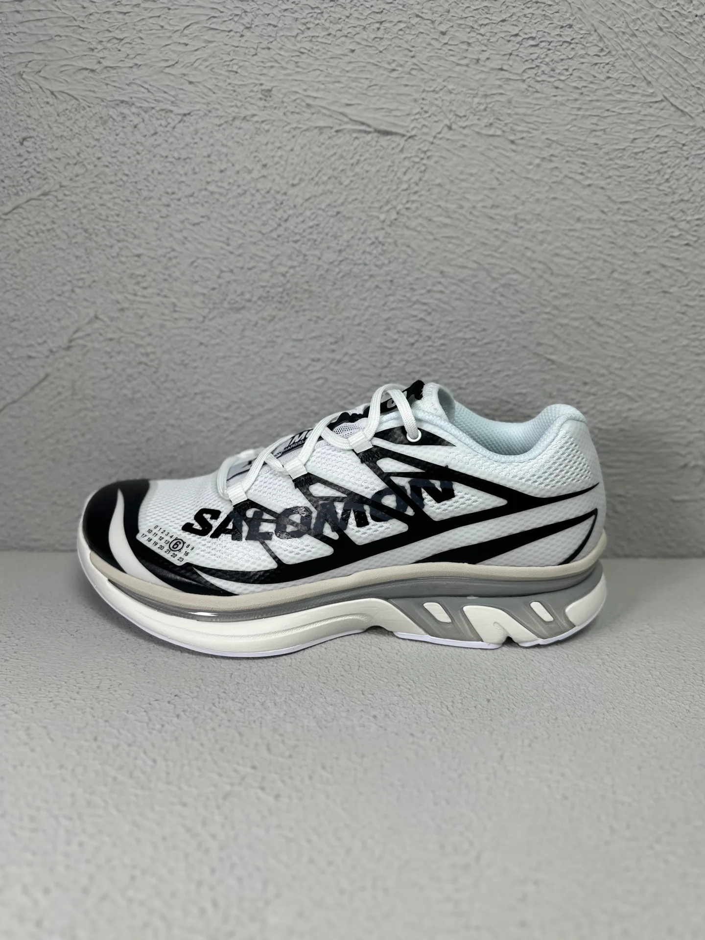 Кроссовки Женские Maison Margiela 13438096