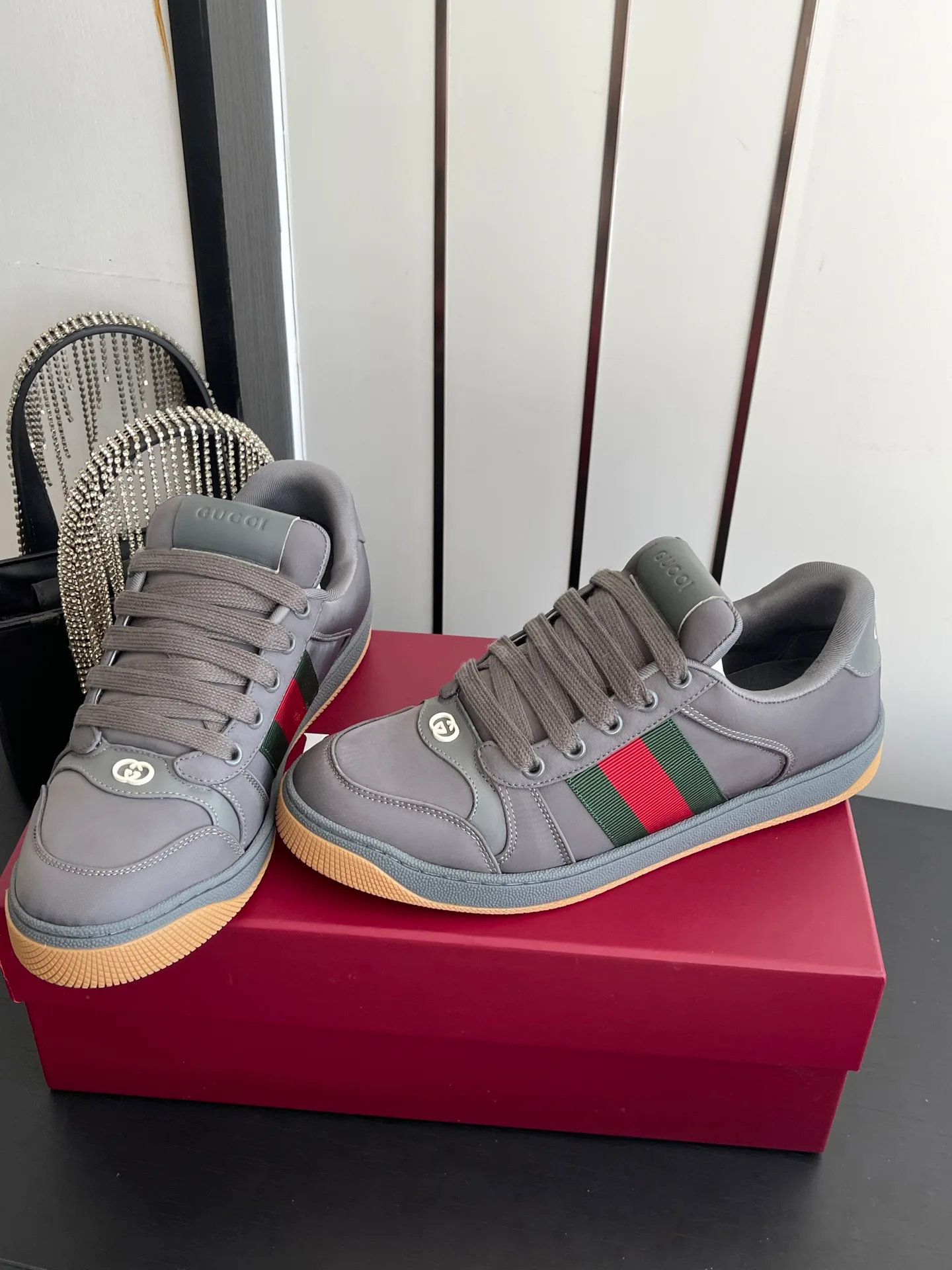 Кроссовки Женские Gucci 18582906