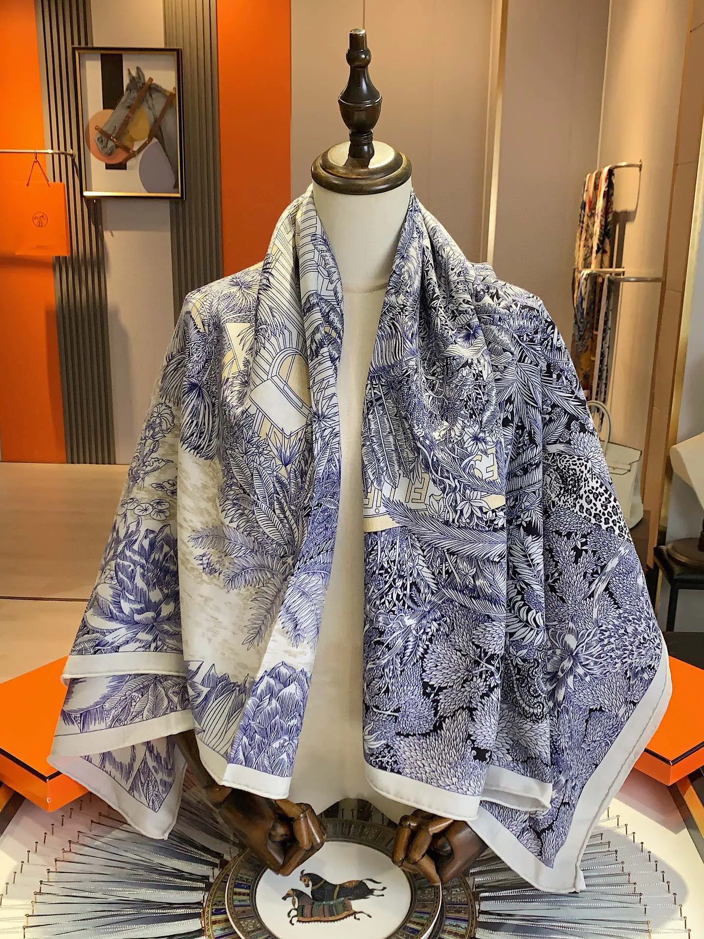 Платки Hermes 18673534