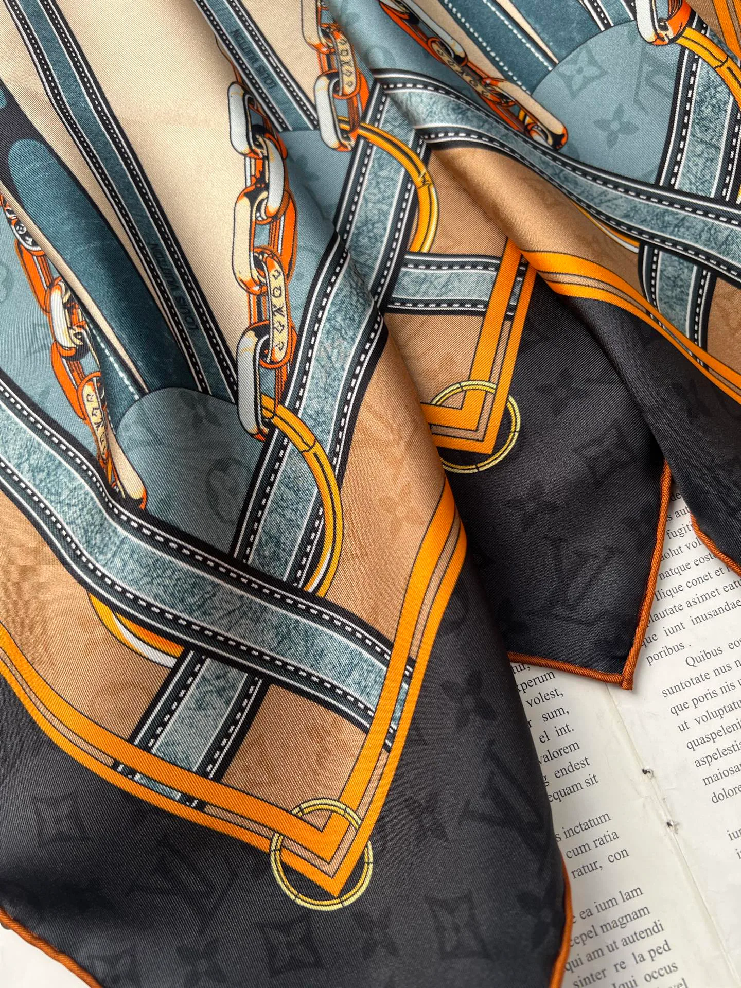 Шарфы Louis Vuitton 27657