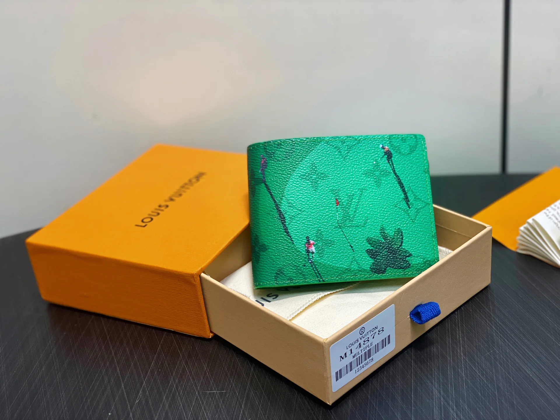 Кошельки Louis Vuitton 83990