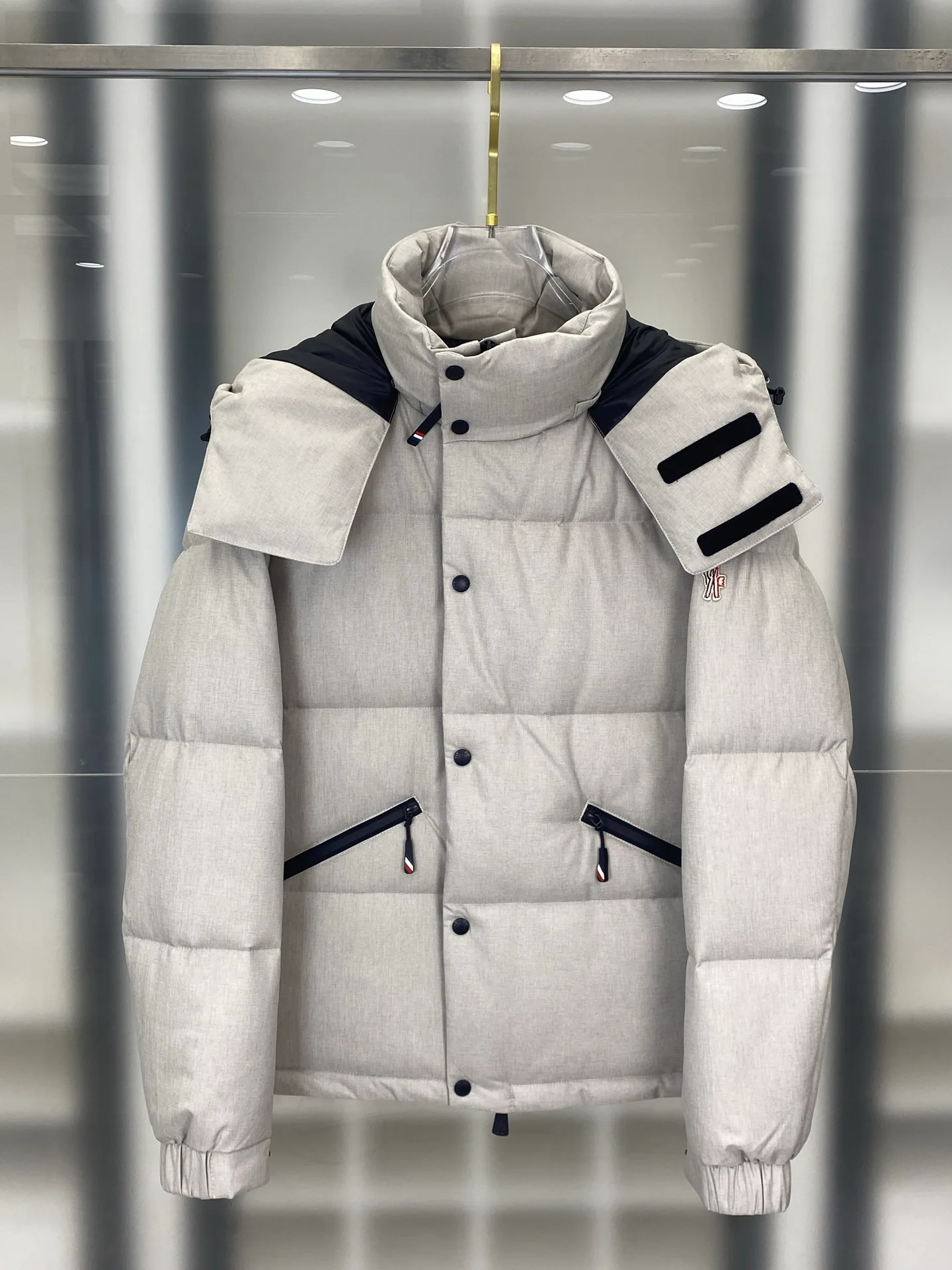 Куртки И Пуховики Мужские Moncler 607766