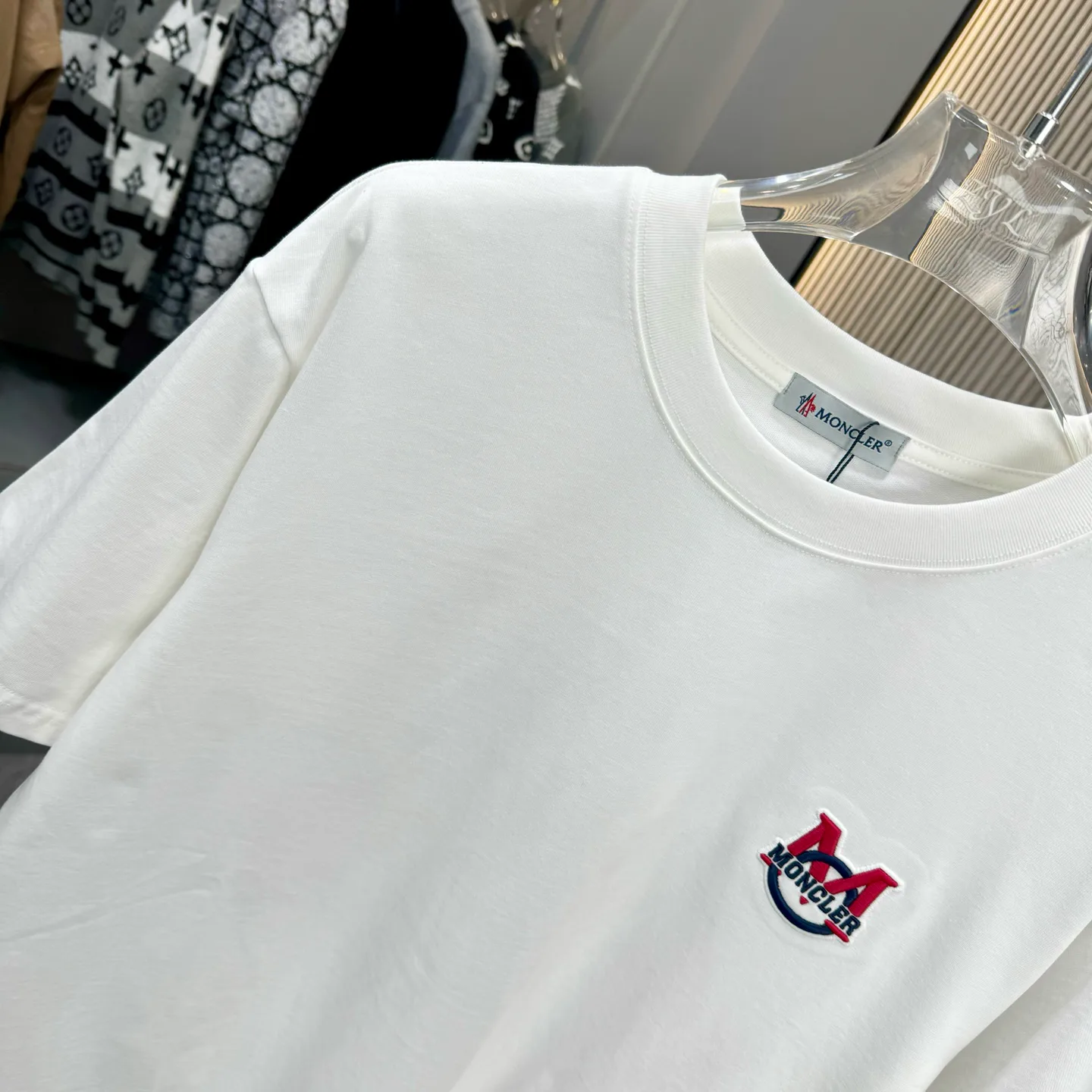 Футболки Женские Moncler 1887615