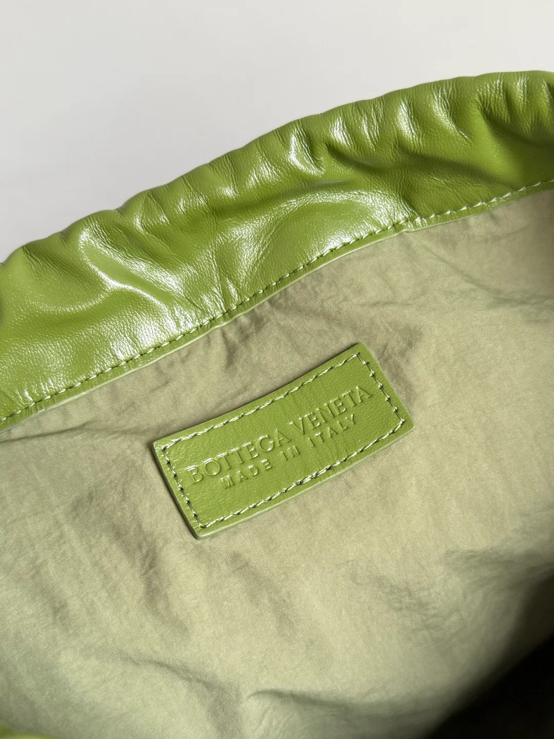 Сумки На Ремне Женские Bottega Veneta 11255465