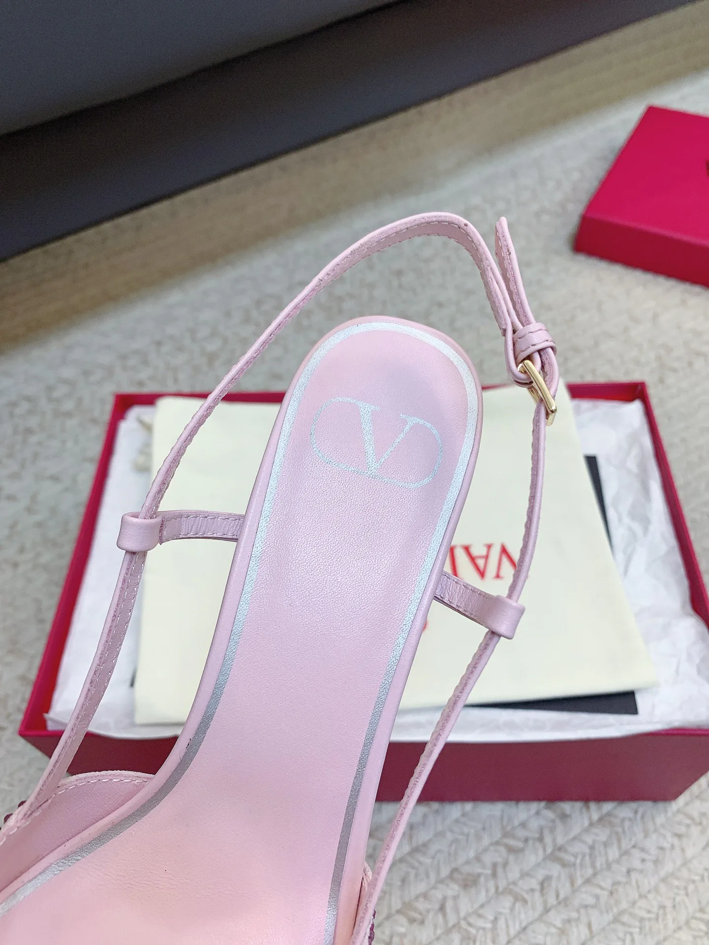 Босоножки Женские Valentino 19484612