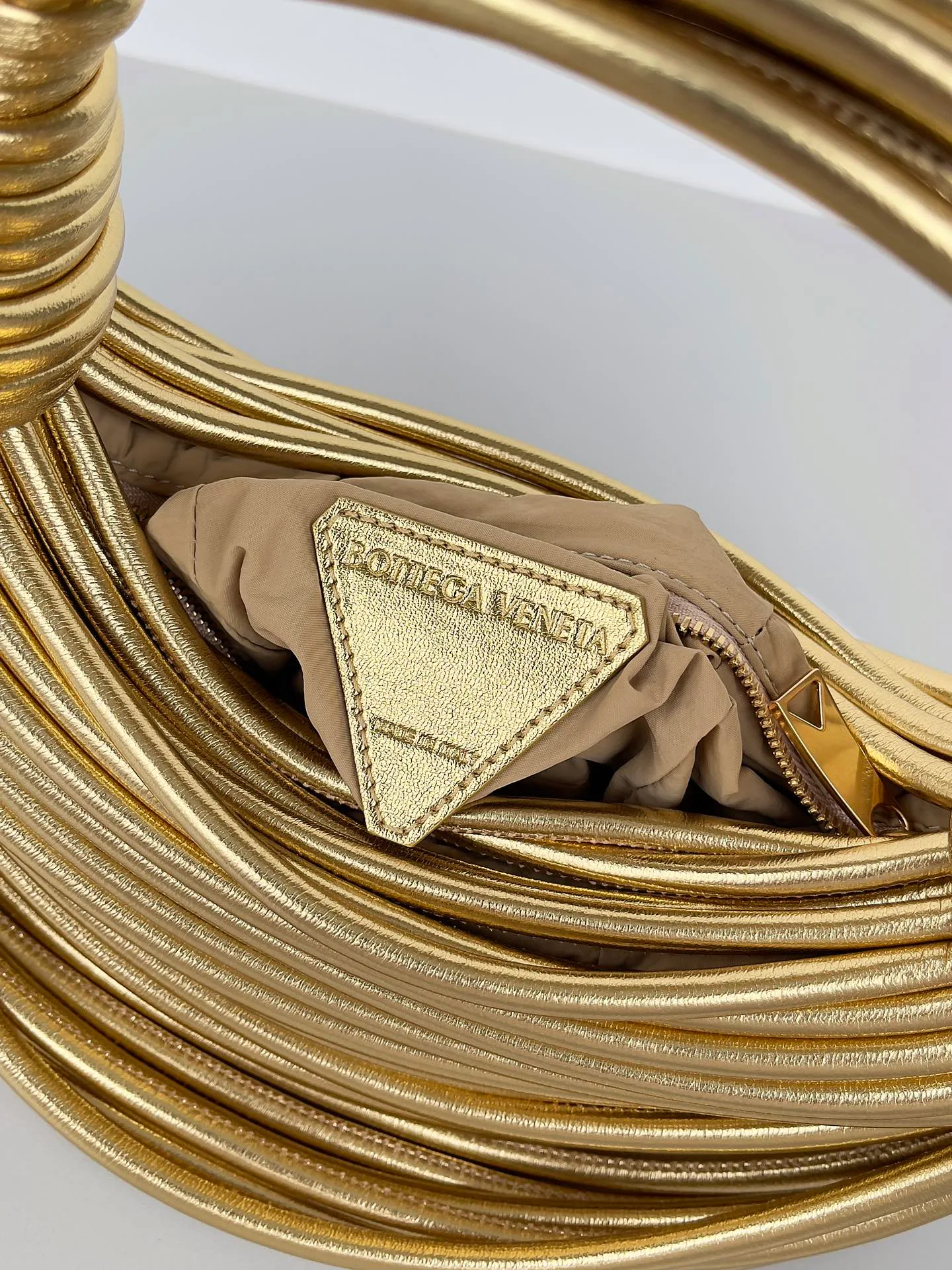 Классические Сумки Женские Bottega Veneta 32238