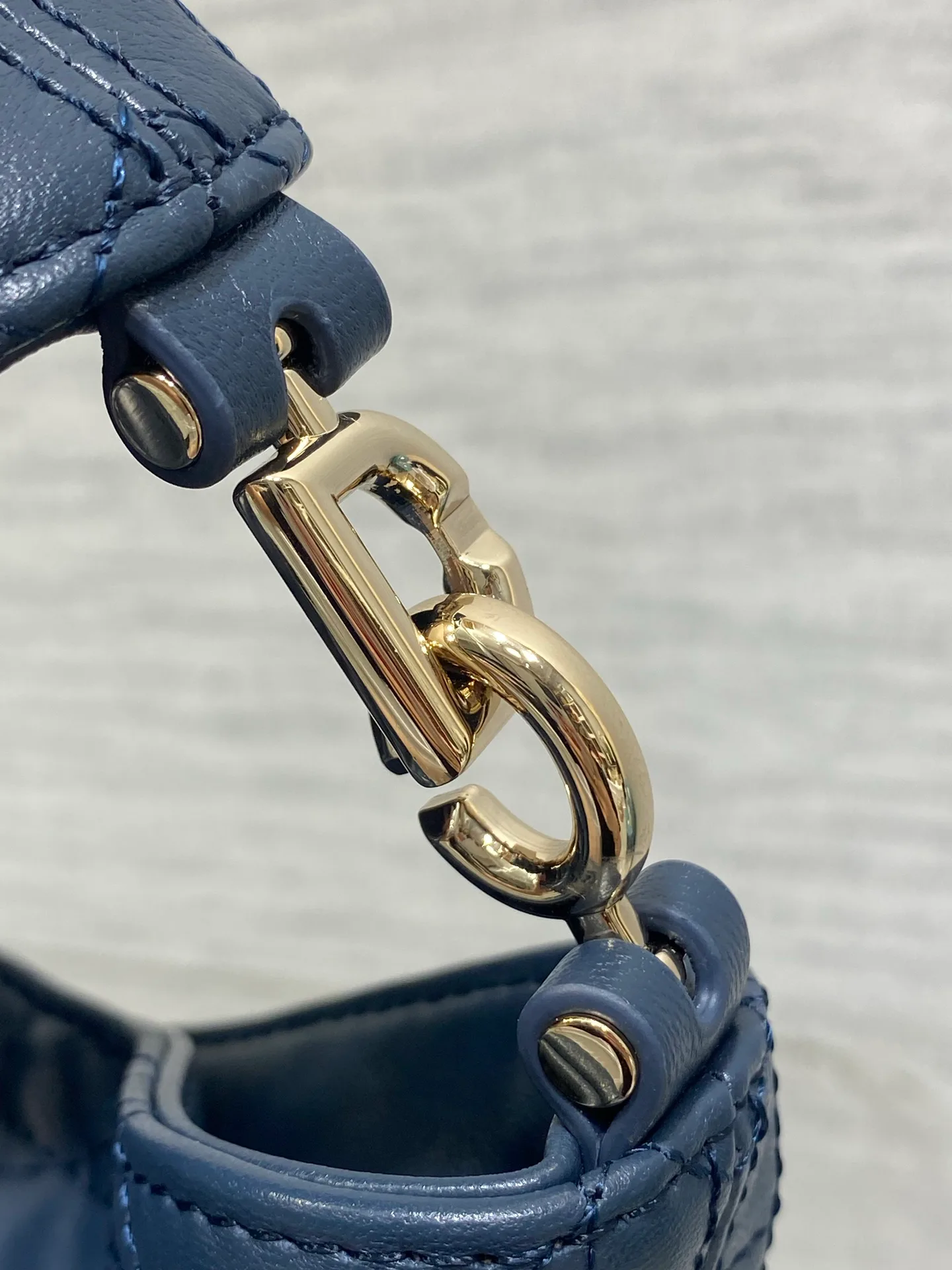 Классические Сумки Женские Christian Dior 18242117