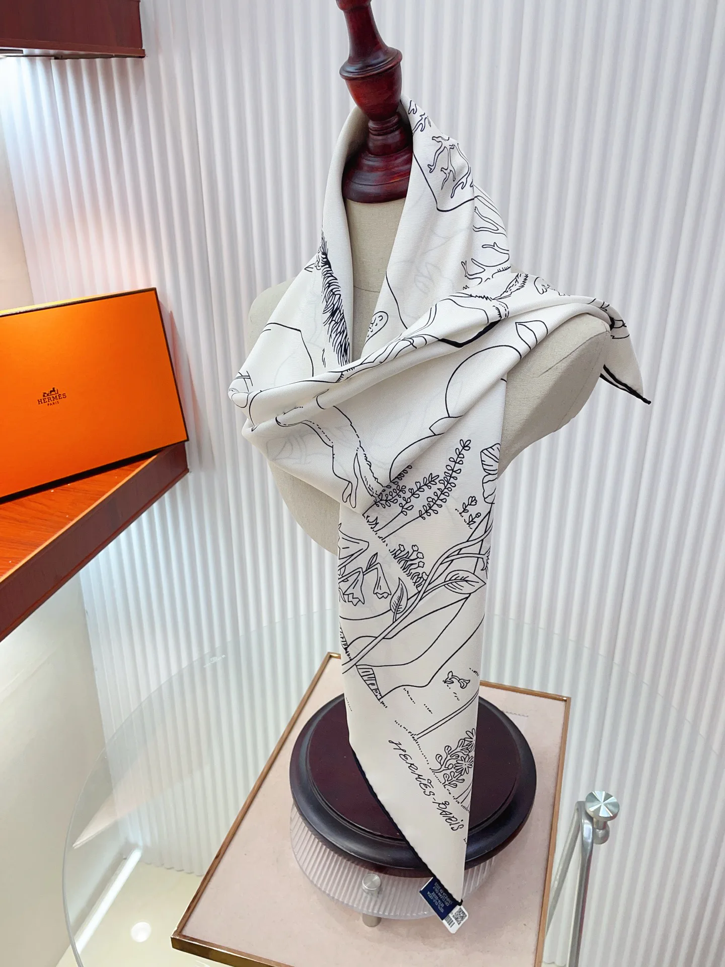 Платки Hermes 11362408