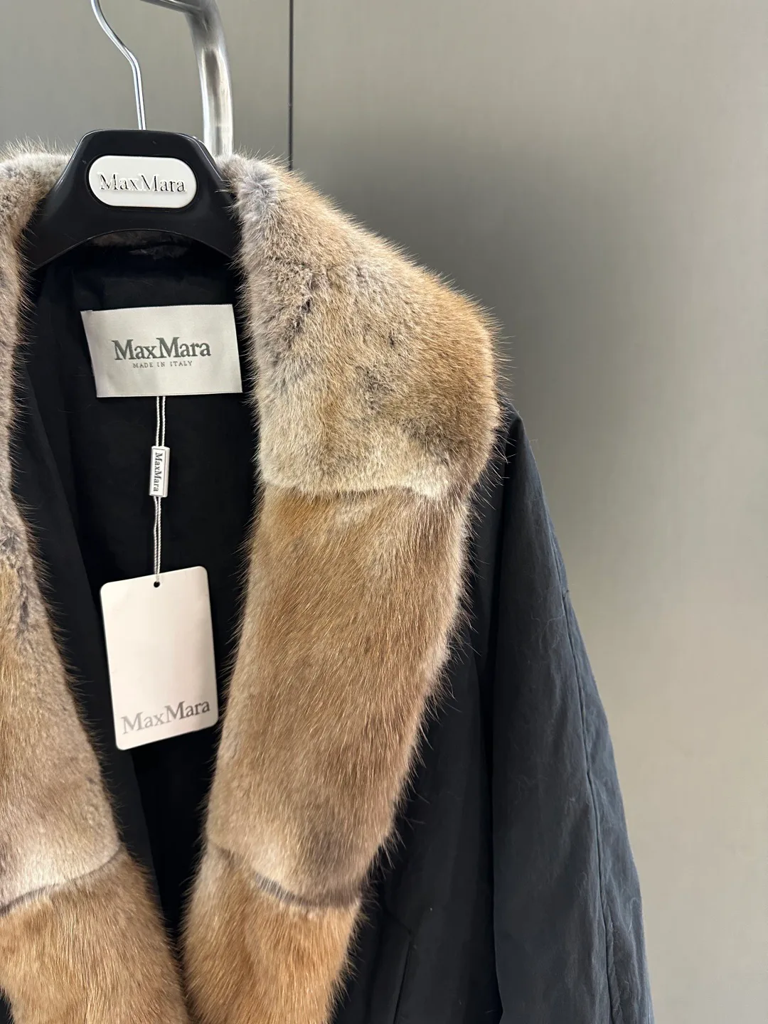 Куртки И Пуховики Женские Max Mara 550742