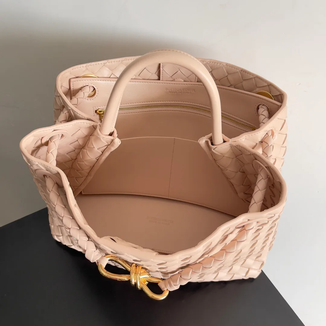 Классические Сумки Женские Bottega Veneta 23010