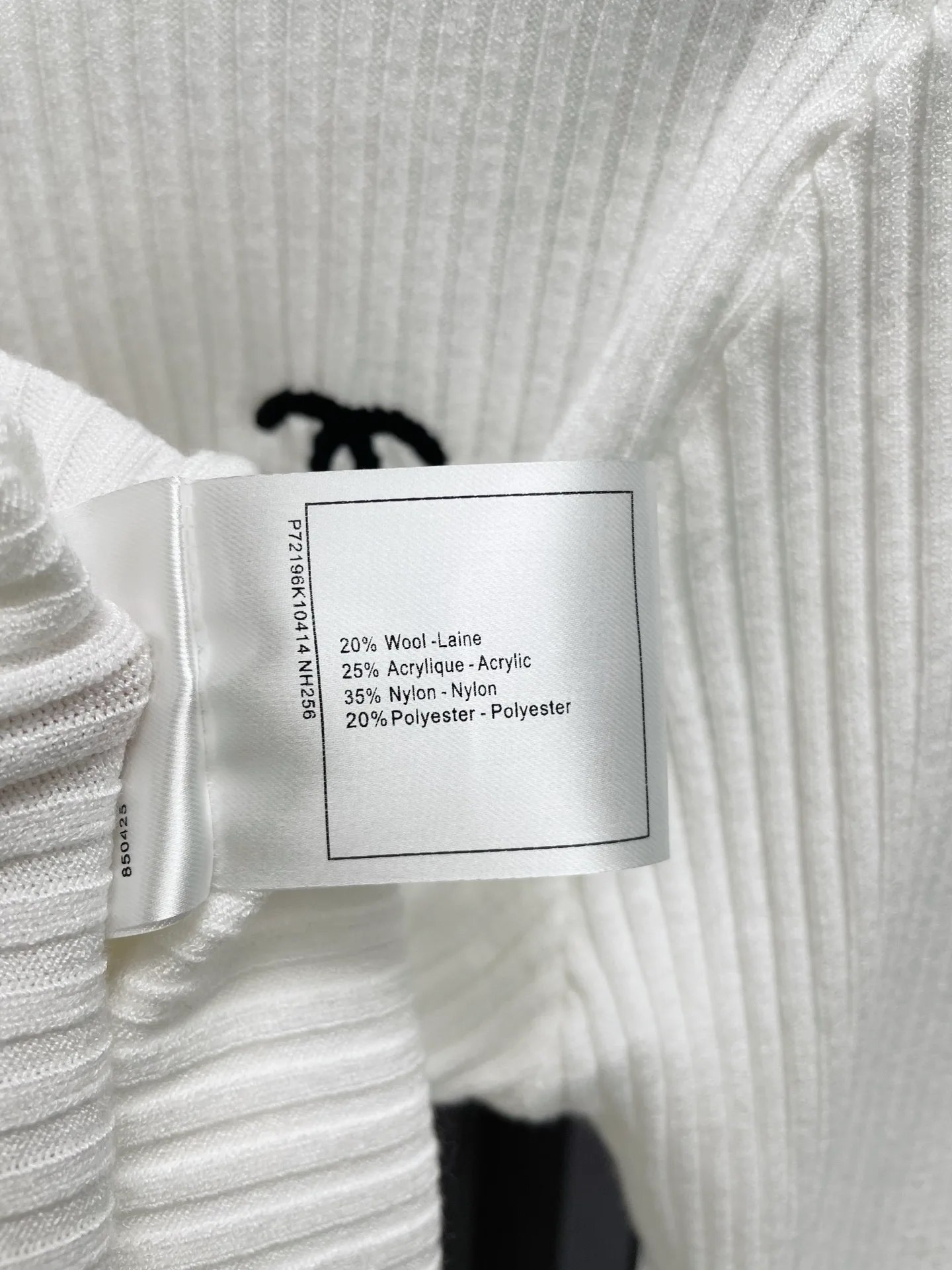 Джемперы И Свитеры Женские Chanel 18138414