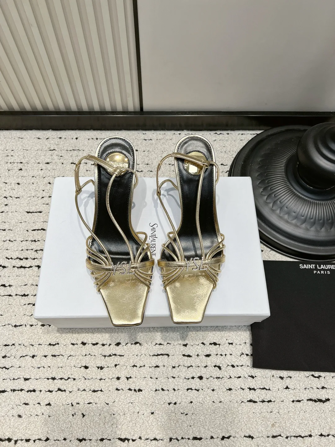 Босоножки Женские Saint Laurent 17578059