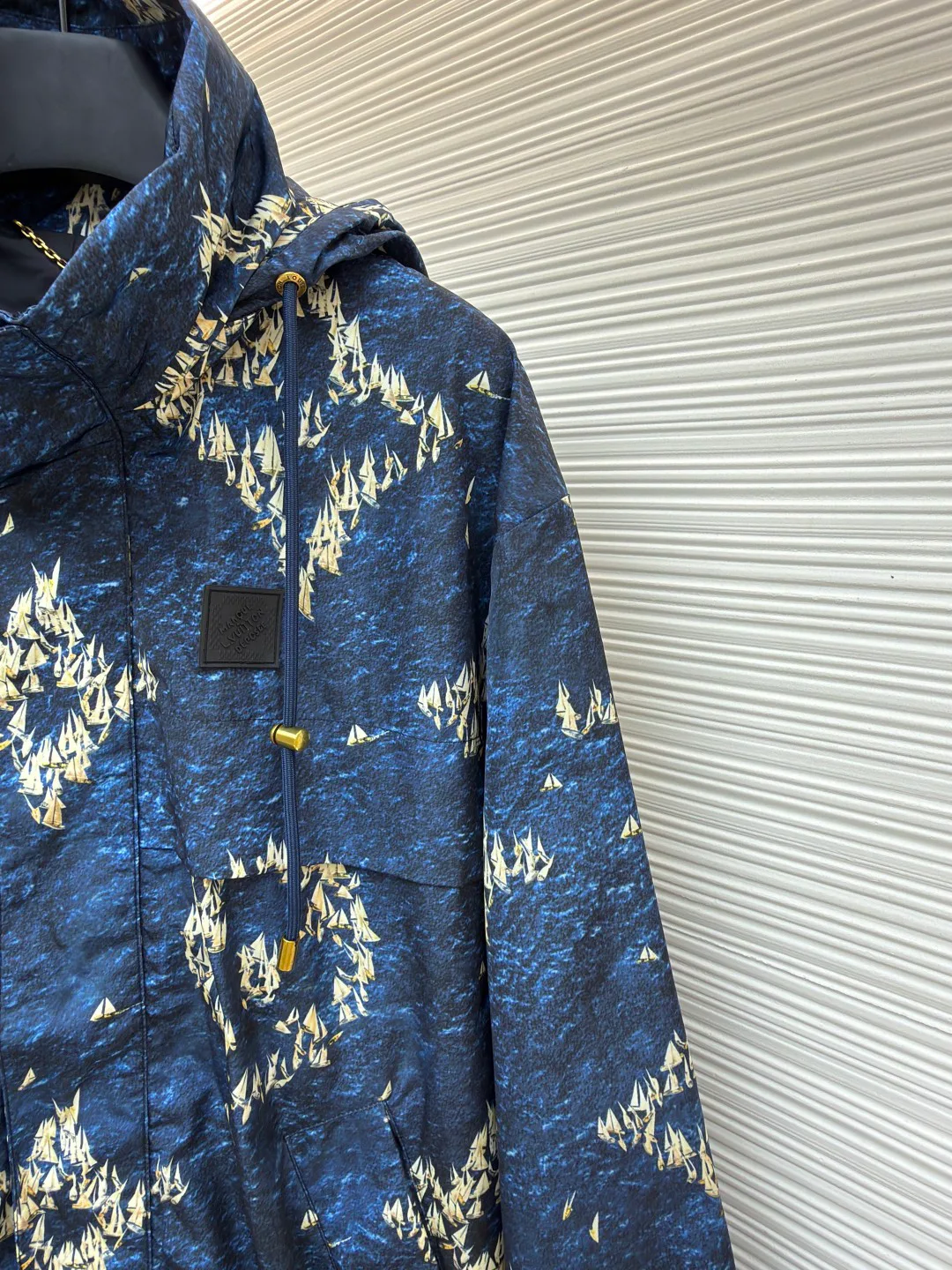 Куртки И Пуховики Мужские Louis Vuitton 10895701