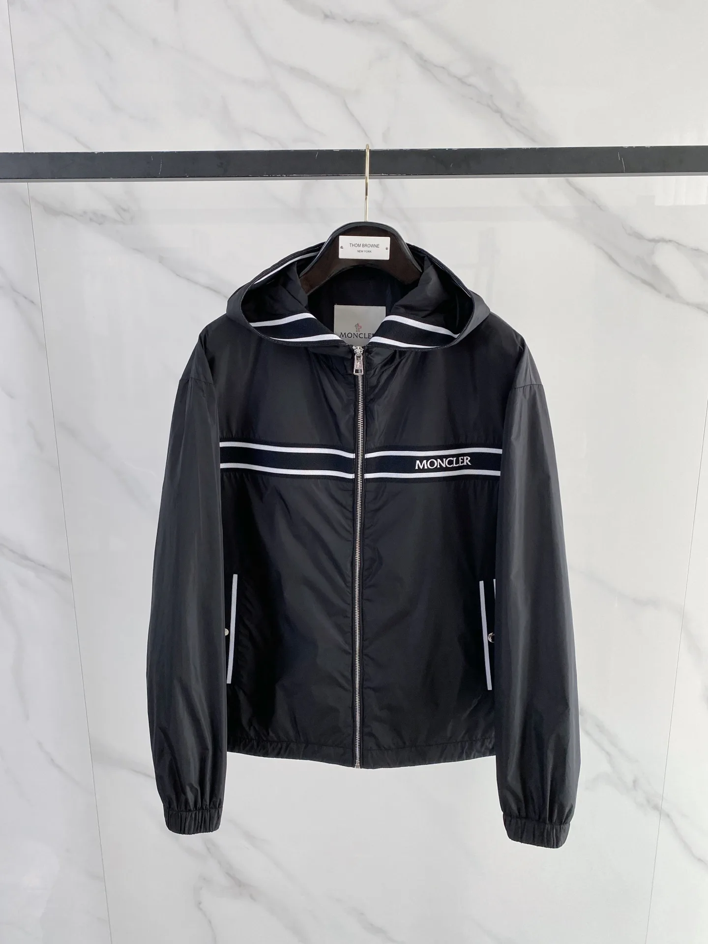 Куртки И Пуховики Мужские Moncler 11664780