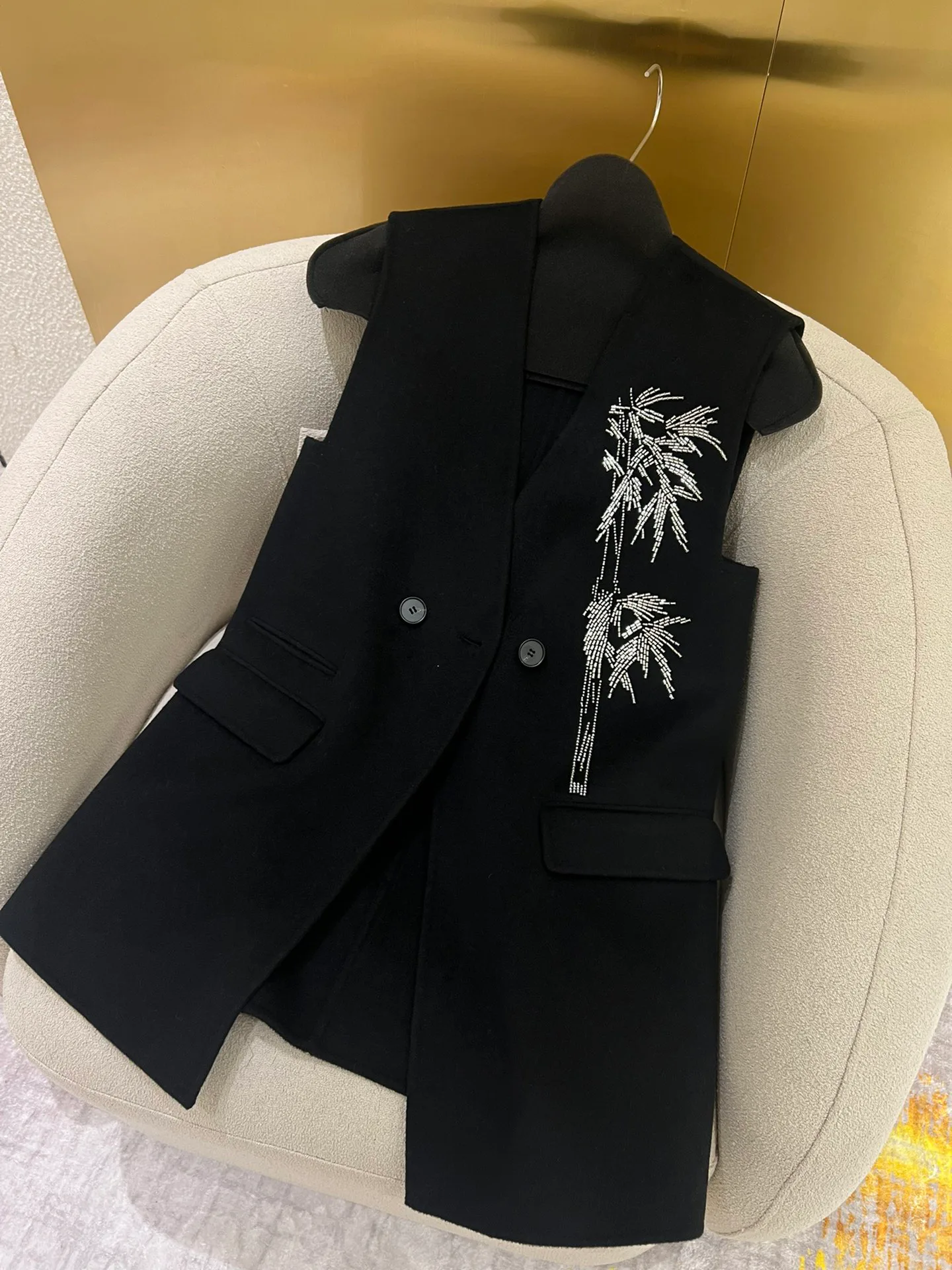 Жилеты Женские Christian Dior 19062723
