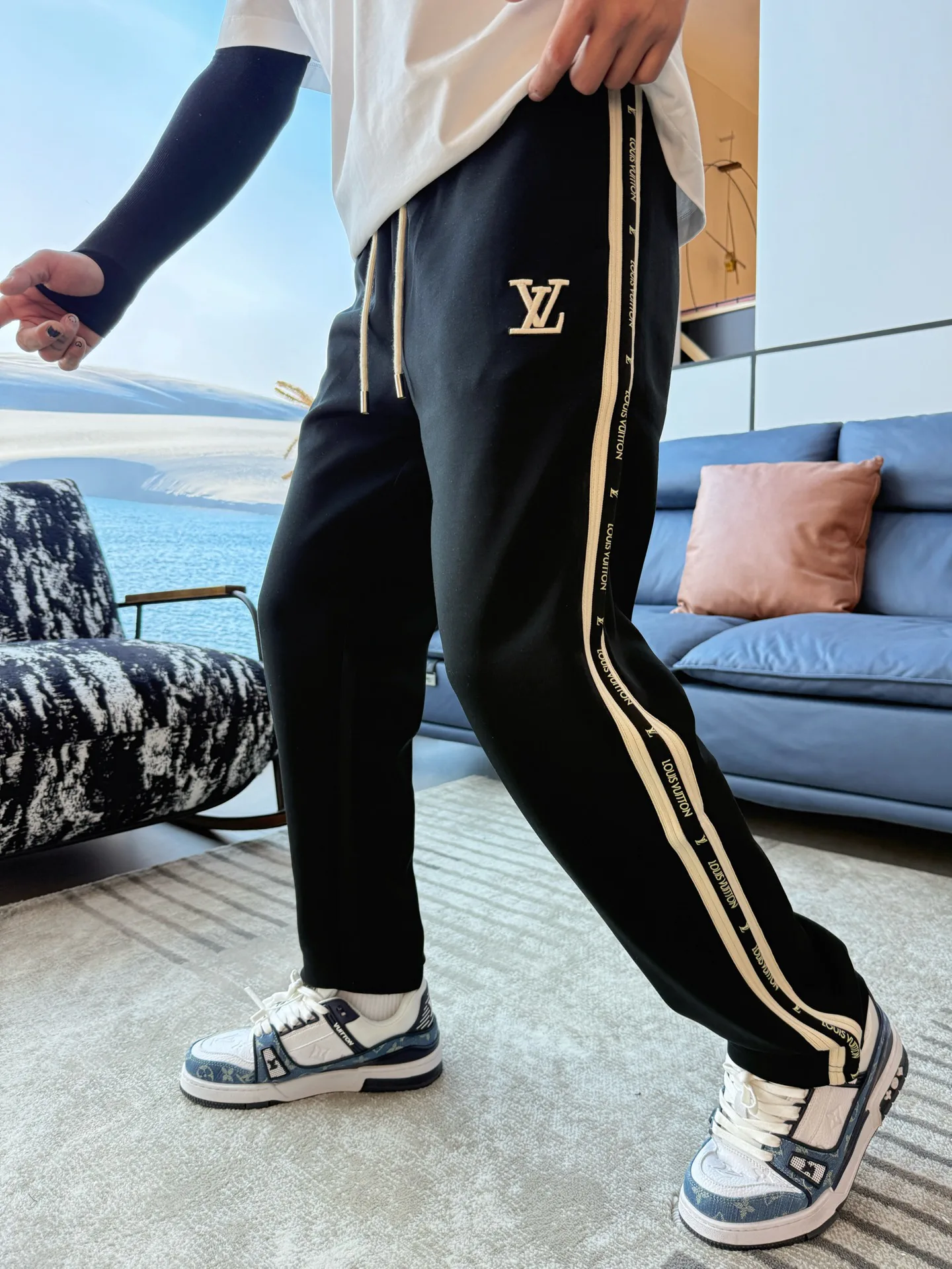 Брюки Мужские Louis Vuitton 1331855