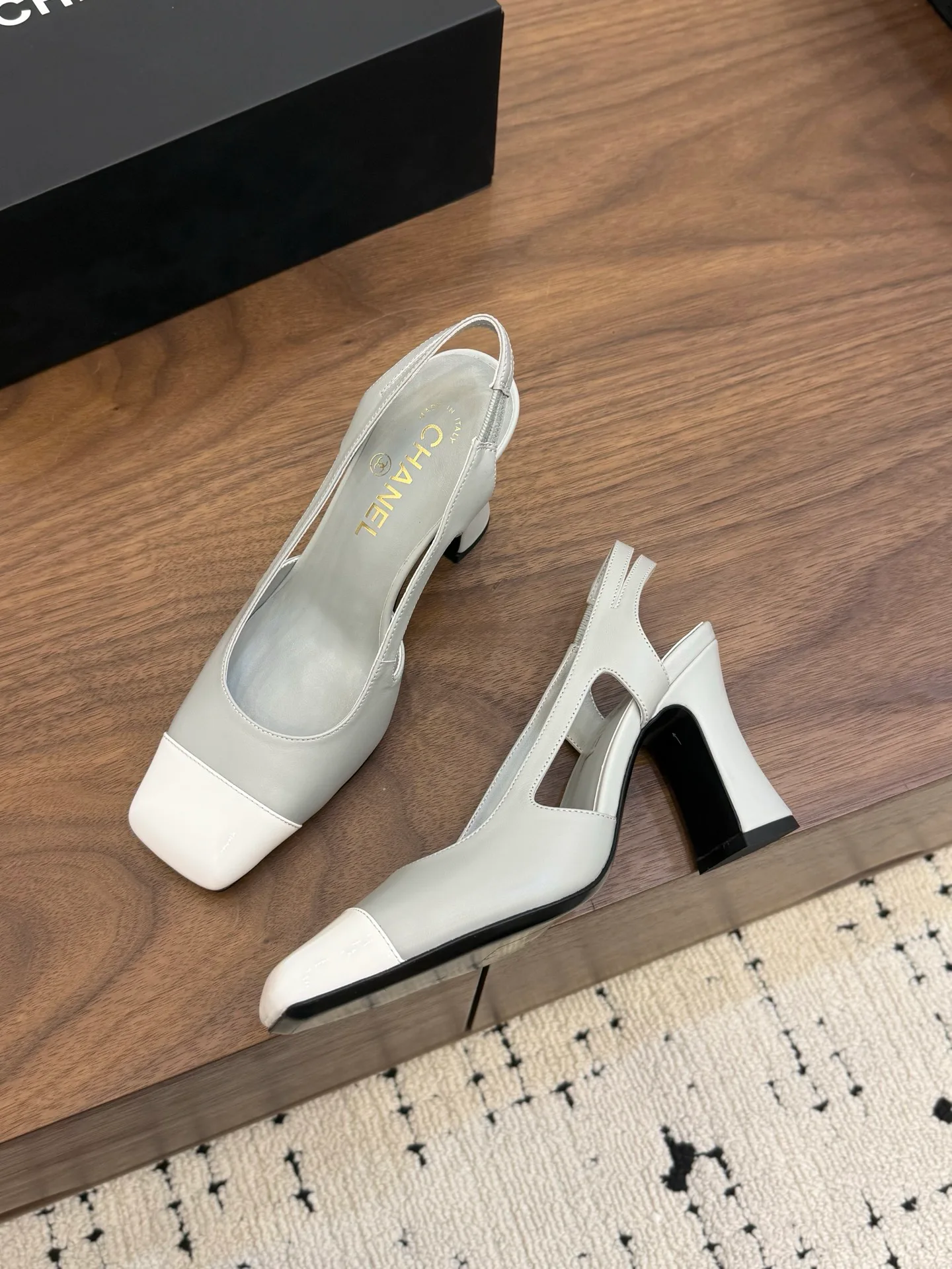 Туфли Женские Chanel 13230709