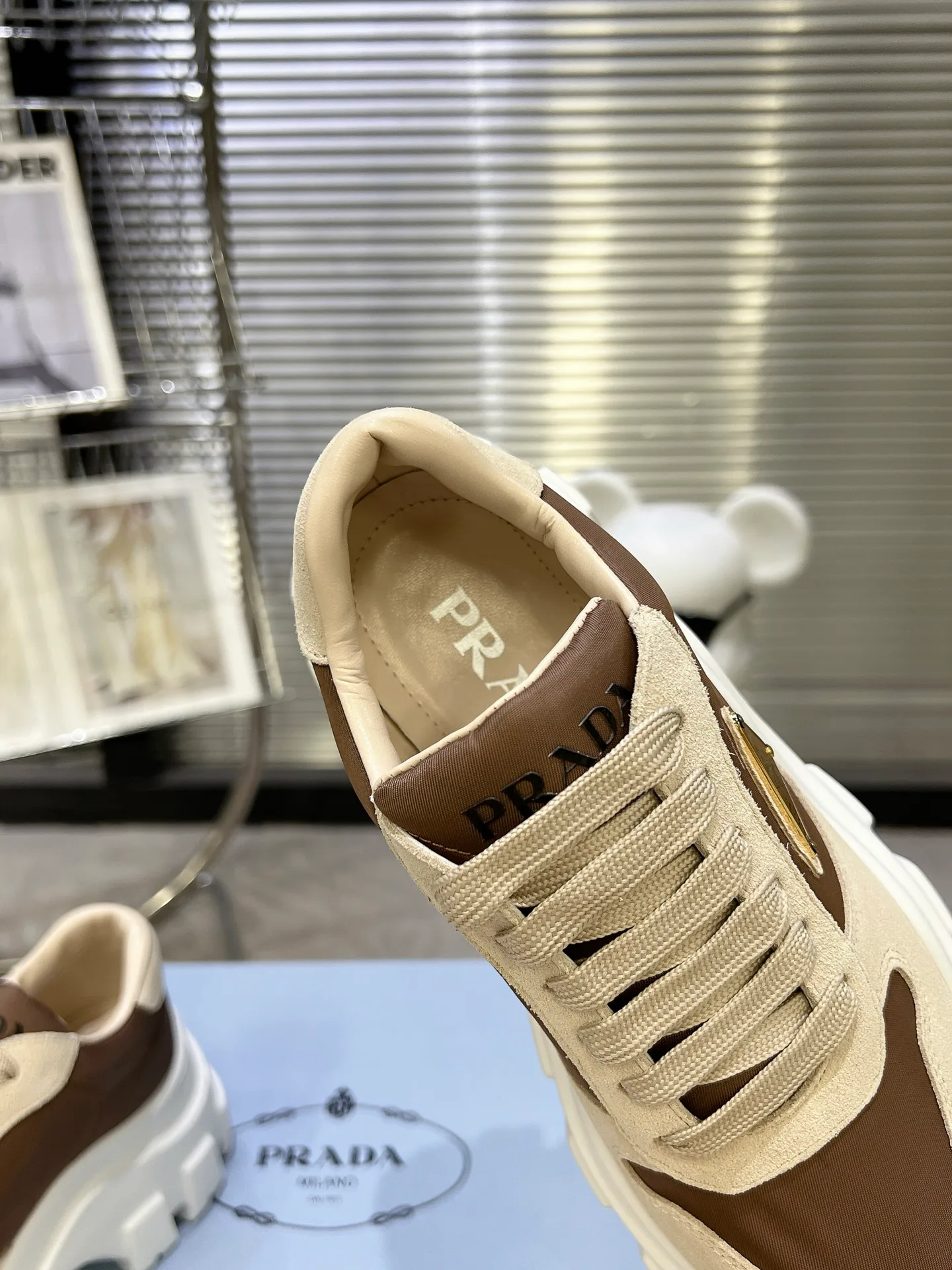 Кроссовки Женские Prada 17371784