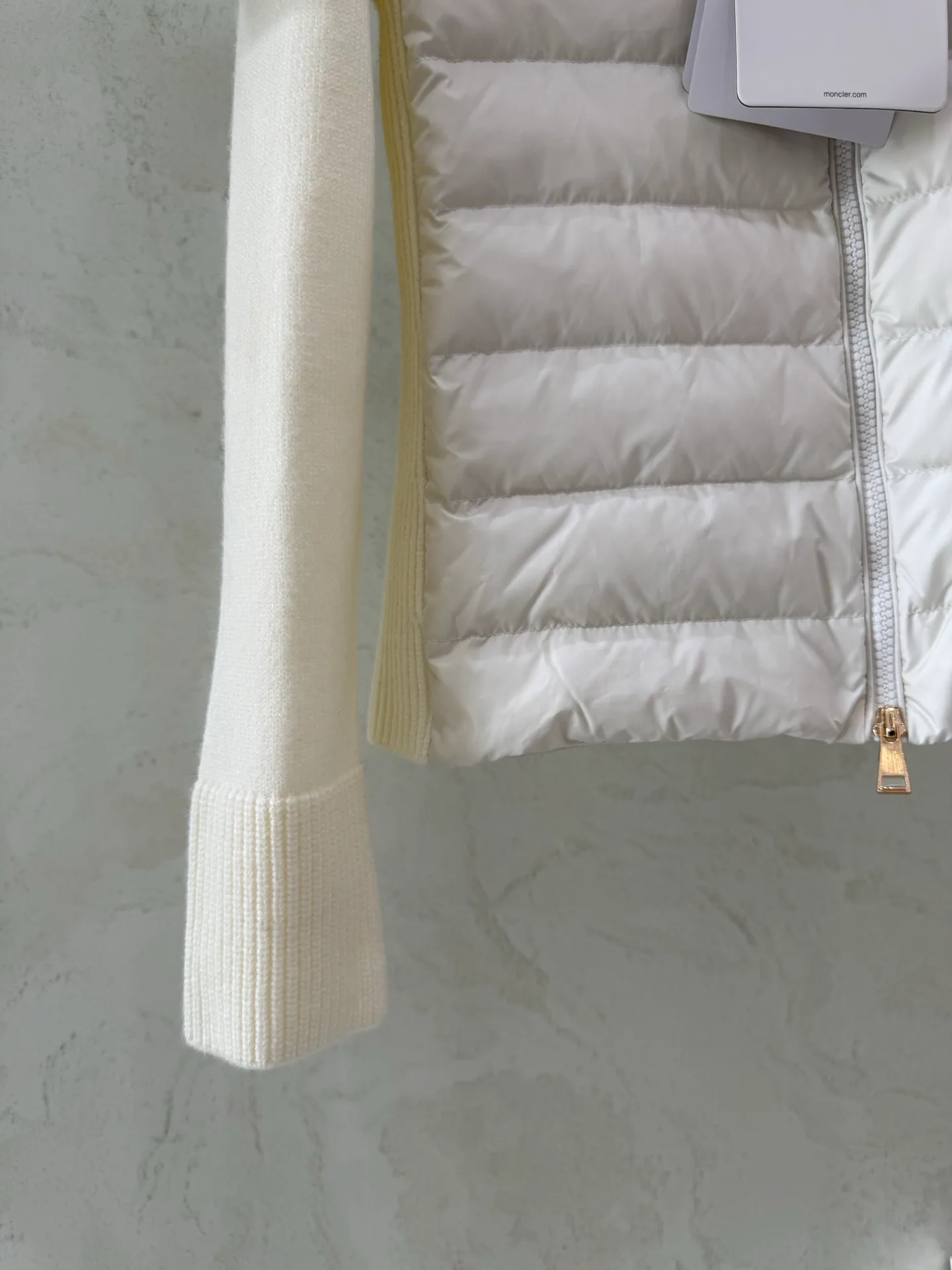 Куртки И Пуховики Женские Moncler 17918880