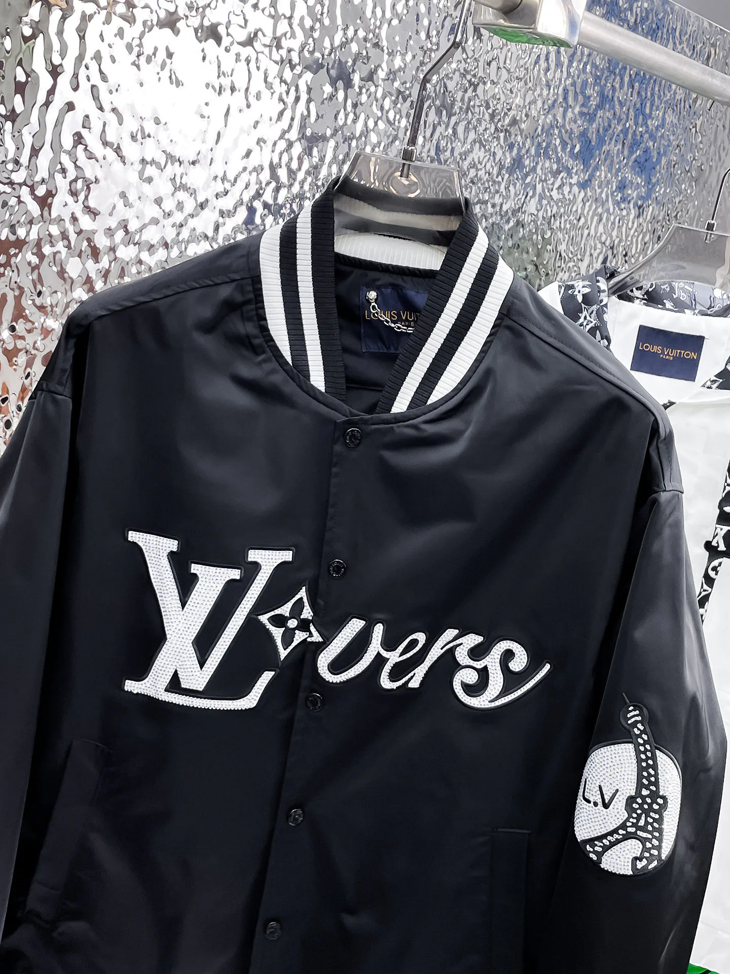 Куртки И Пуховики Мужские Louis Vuitton 9352340