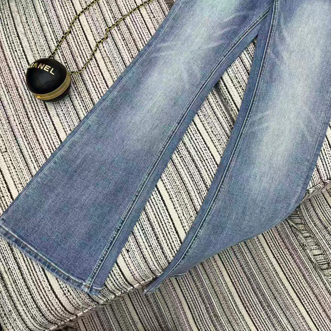 Джинсы Женские Valentino 3947252