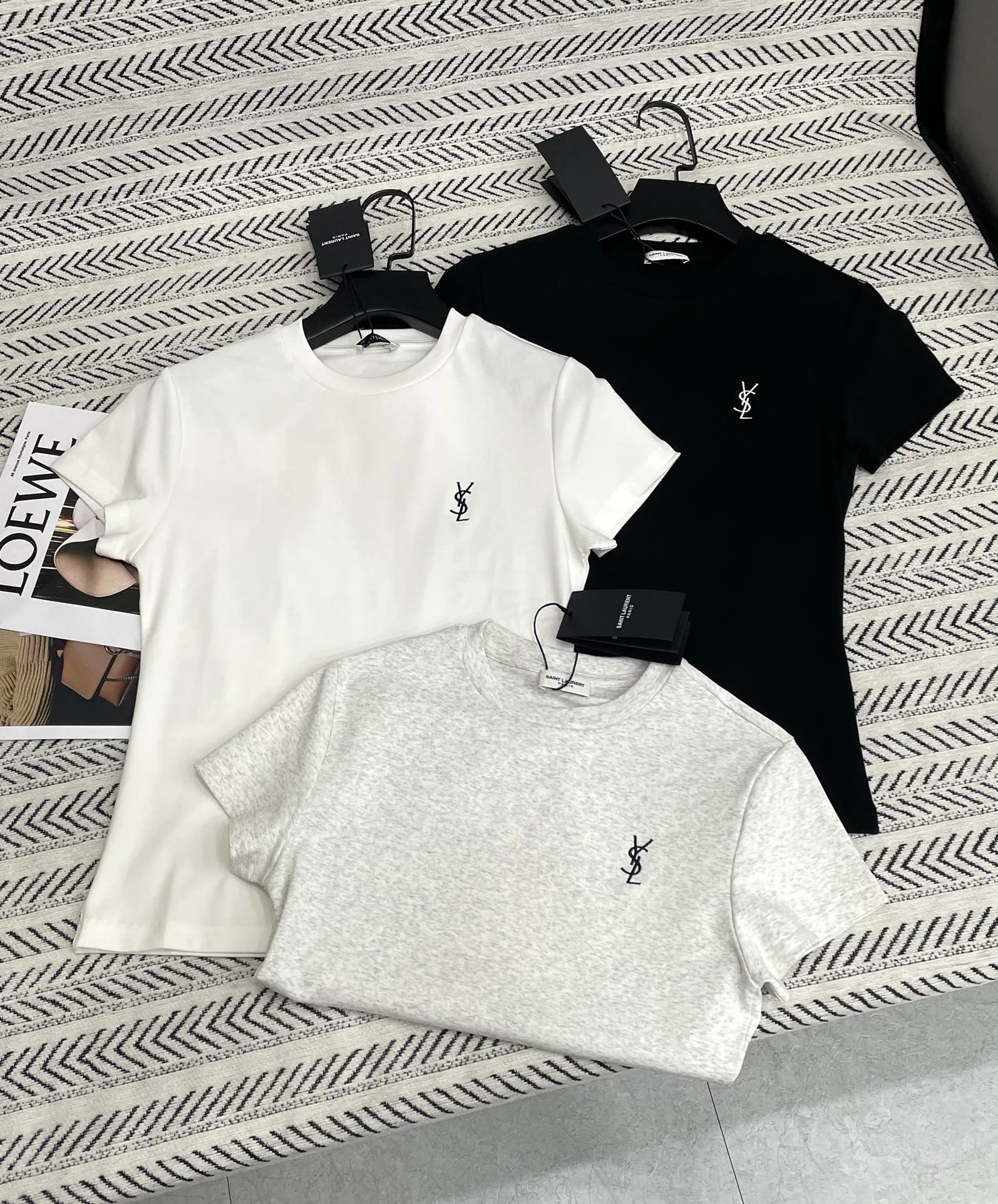 Футболки Женские Saint Laurent 13121982
