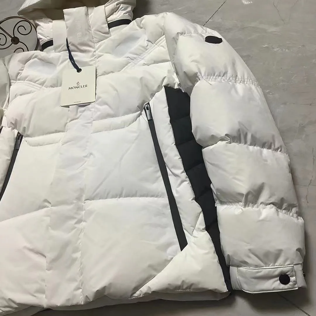 Куртки И Пуховики Женские Moncler 18111470