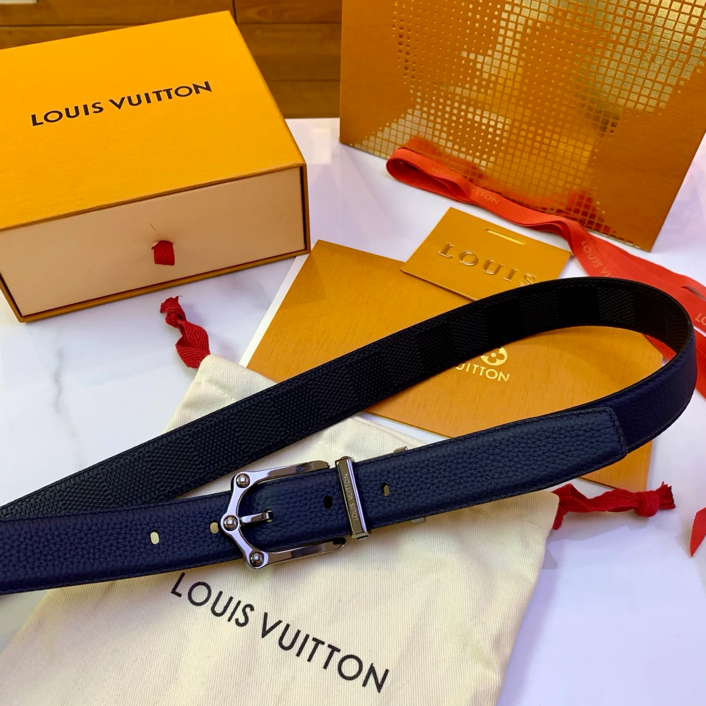 Ремни Louis Vuitton 17638908