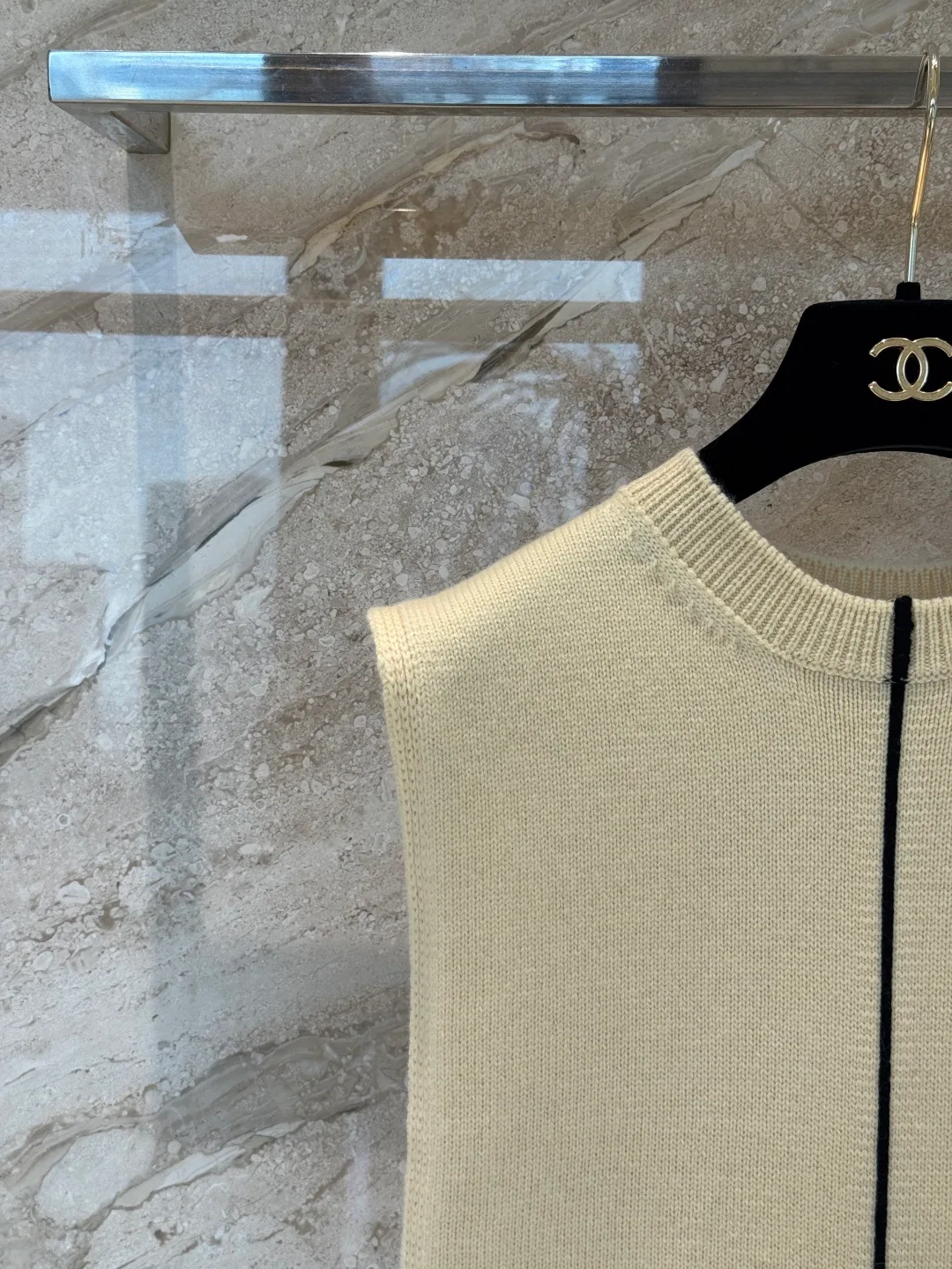 Жилеты Женские Chanel 12813568