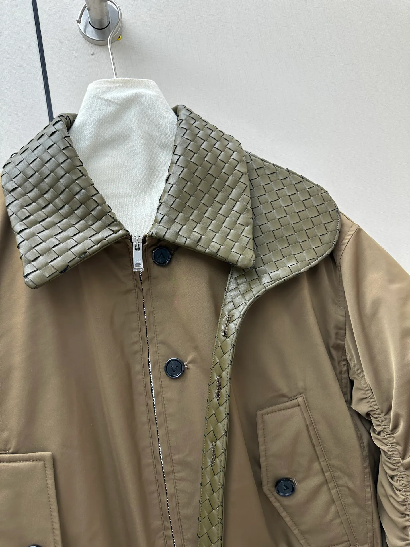 Куртки И Пуховики Женские Bottega Veneta 20075824