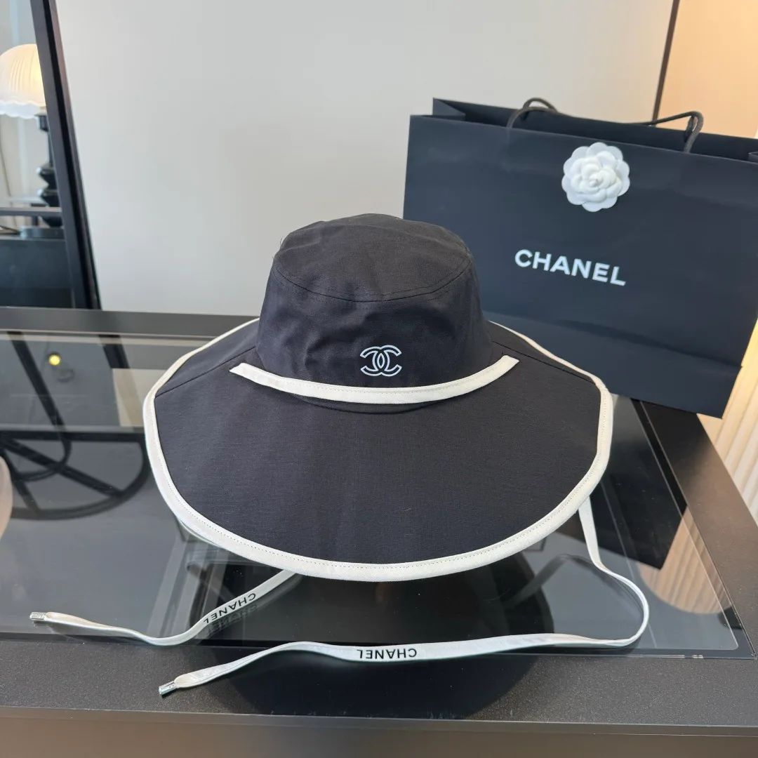 Головные Уборы Chanel 17467732