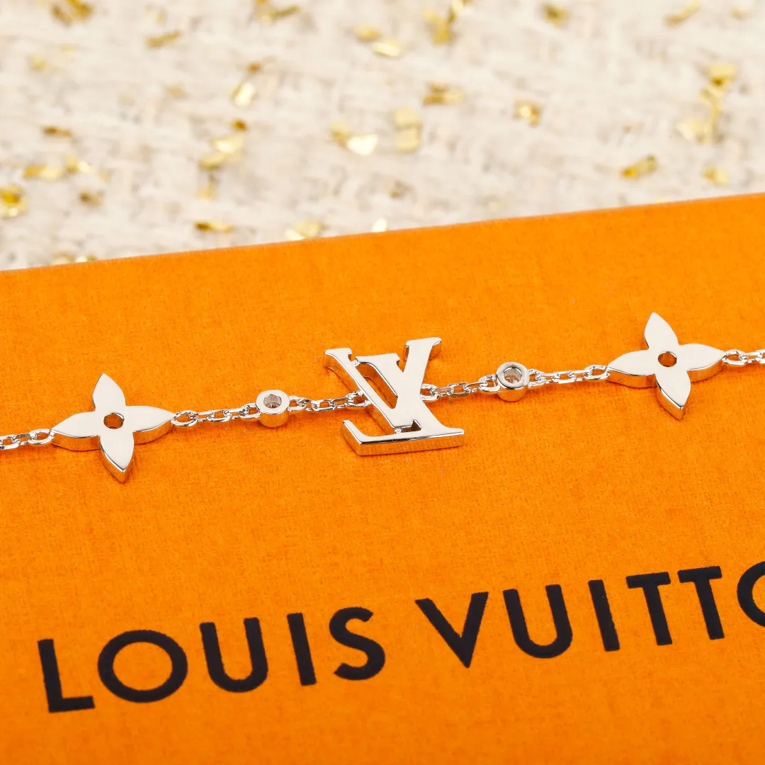 Бижутерия Louis Vuitton 18186326