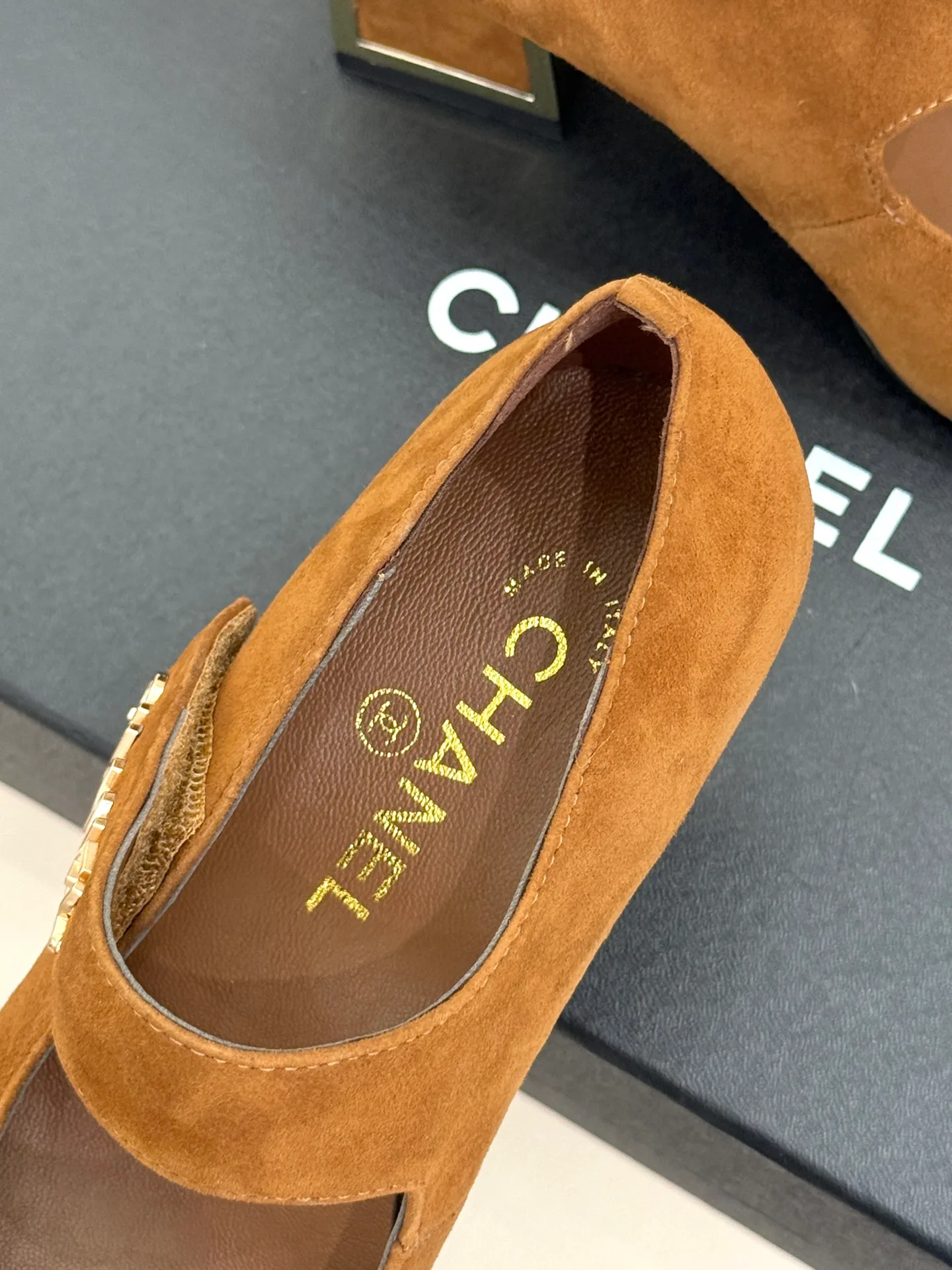 Туфли Женские Chanel 18092668