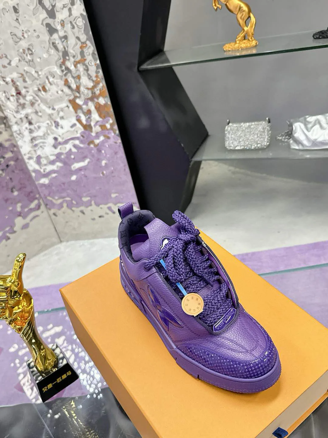 Кроссовки Женские Louis Vuitton 2652614