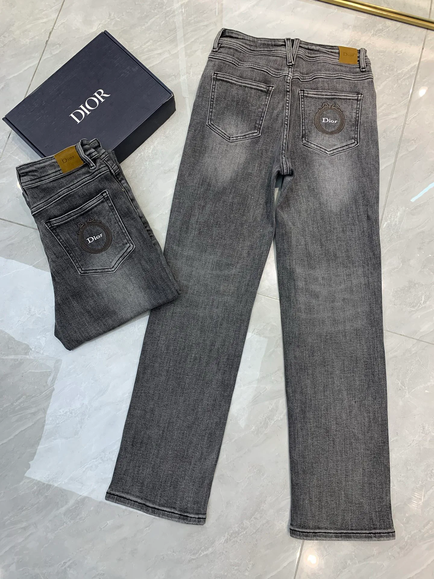 Джинсы Женские Christian Dior 13118979