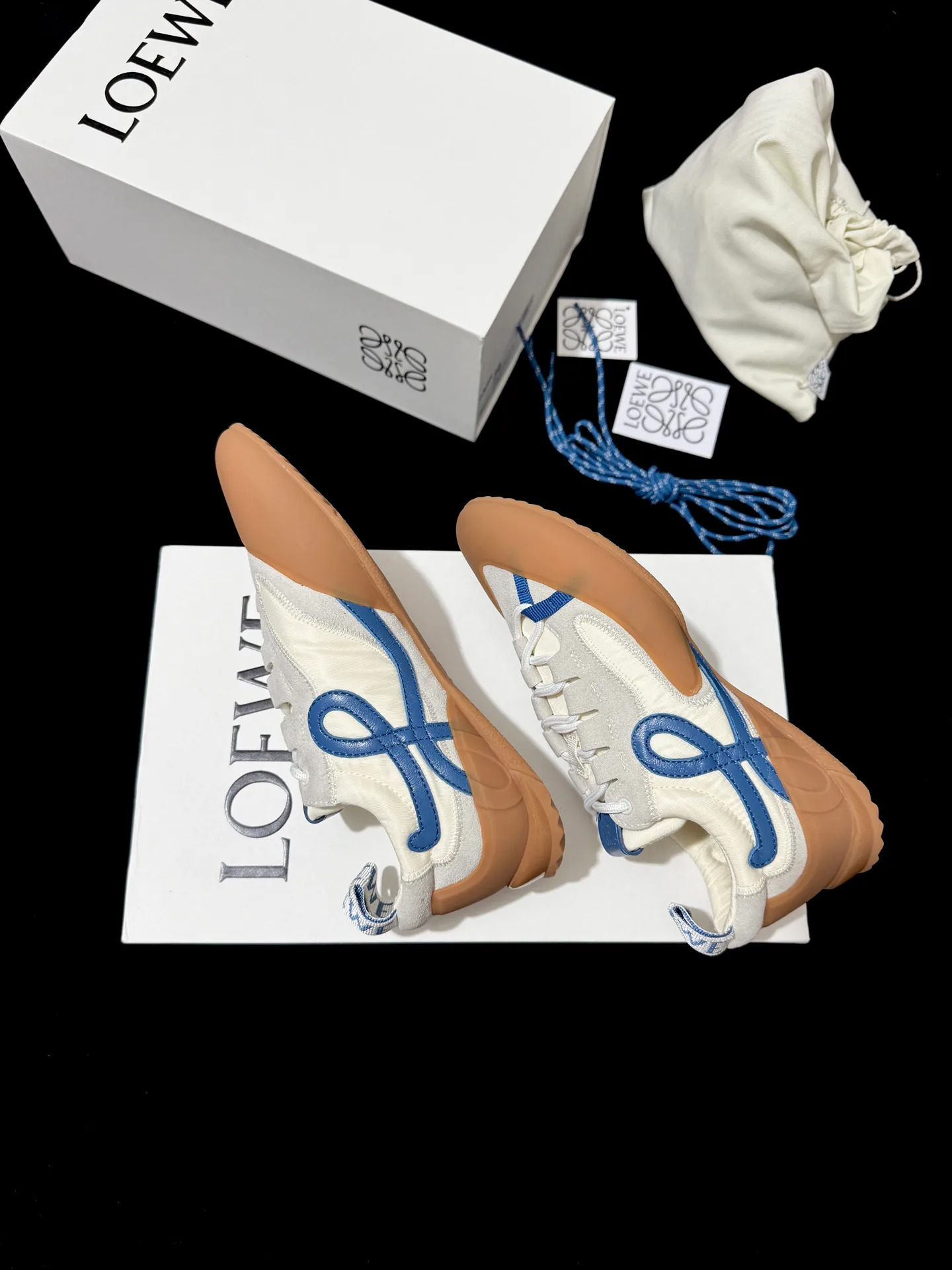 Кроссовки Женские Loewe 19071609