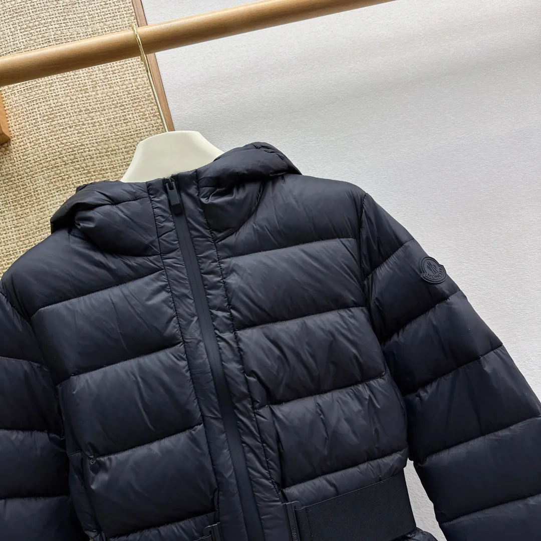 Куртки И Пуховики Женские Moncler 18345002