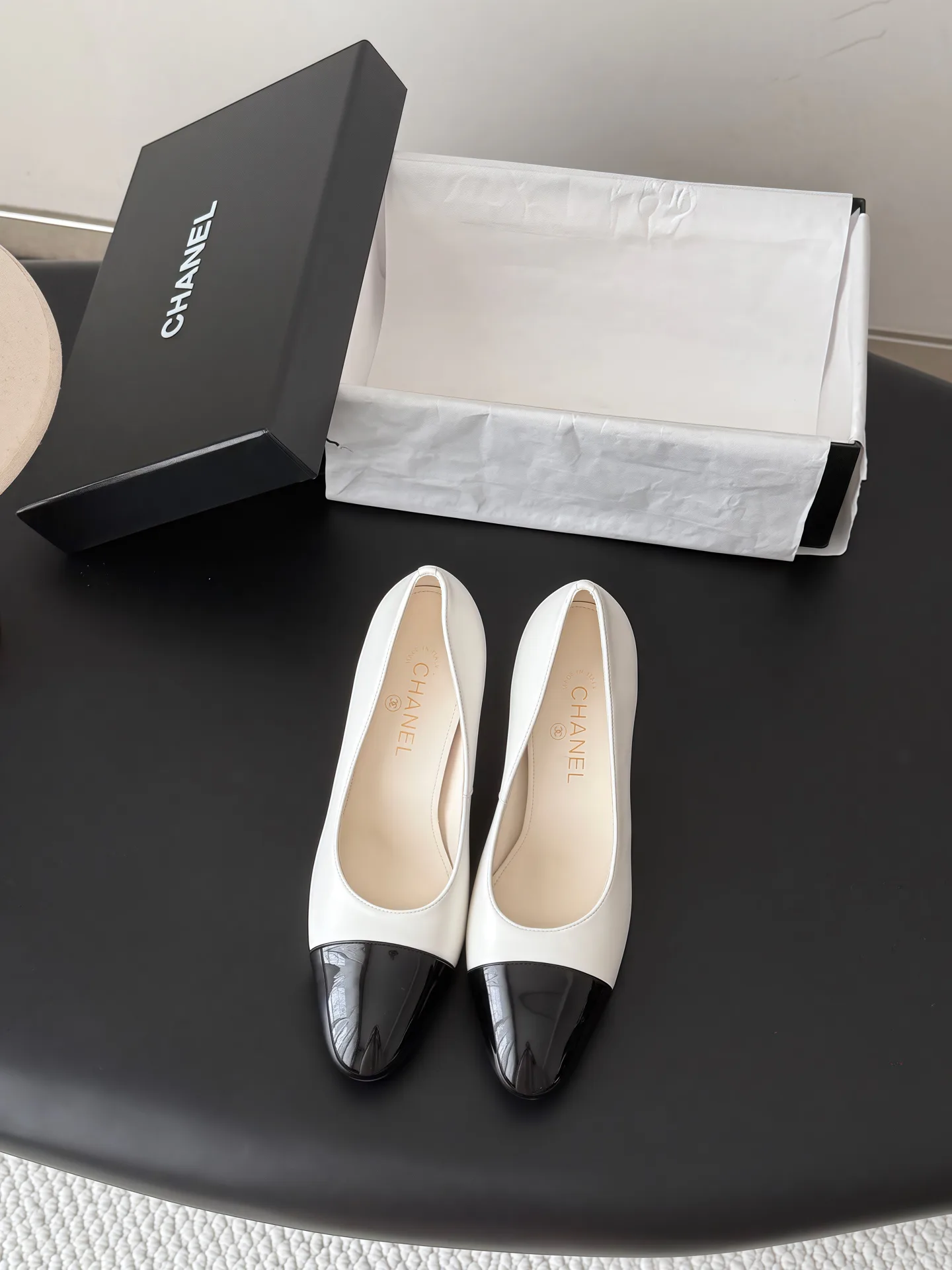 Туфли Женские Chanel 18053682