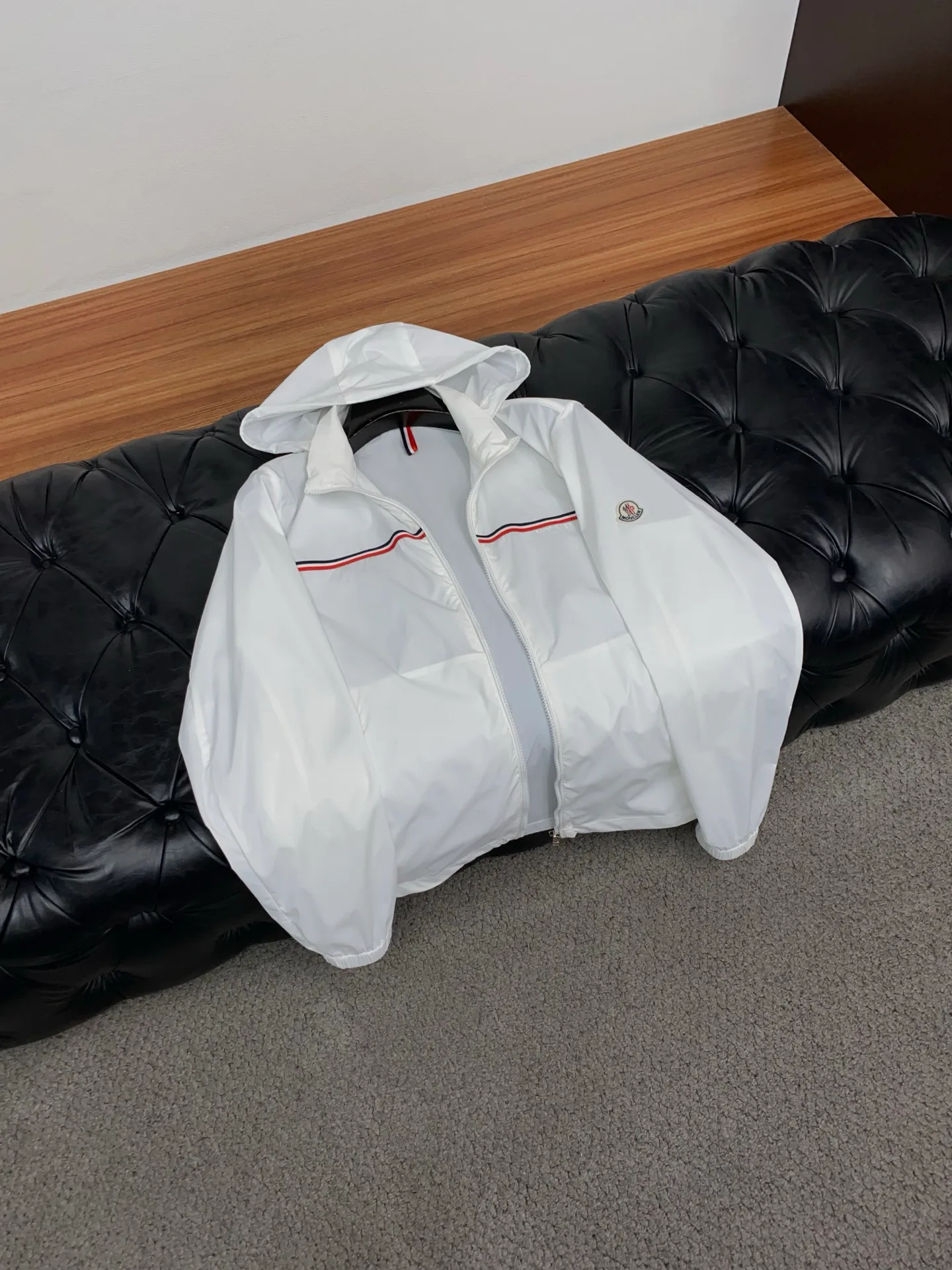 Куртки И Пуховики Мужские Moncler 17510127
