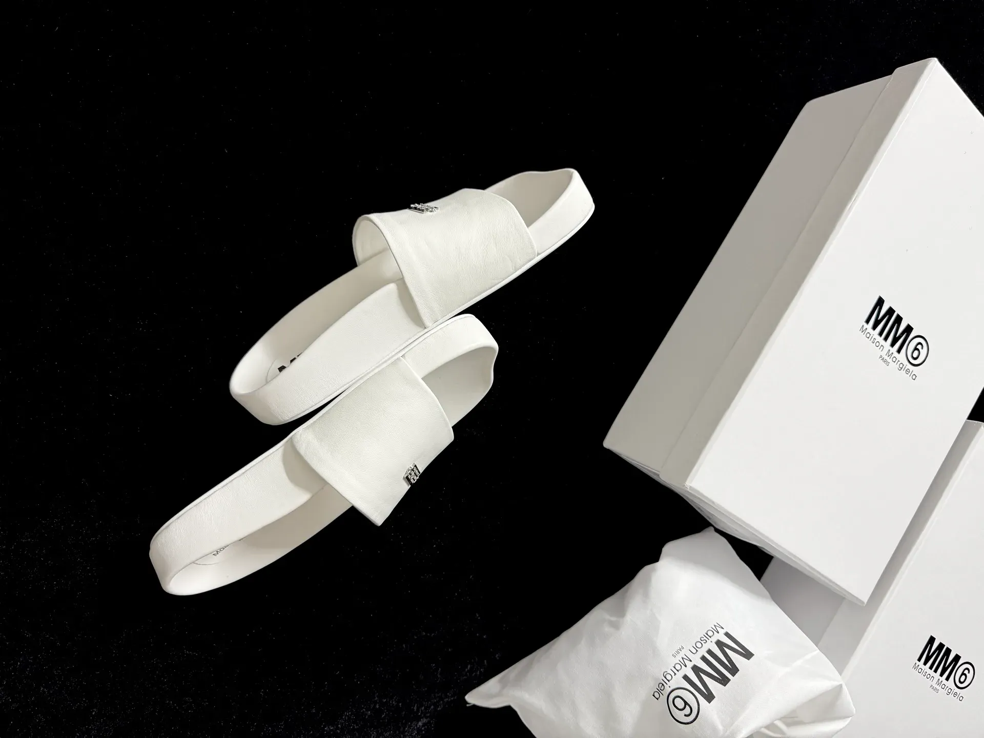 Шлепанцы Женские Maison Margiela 1285742