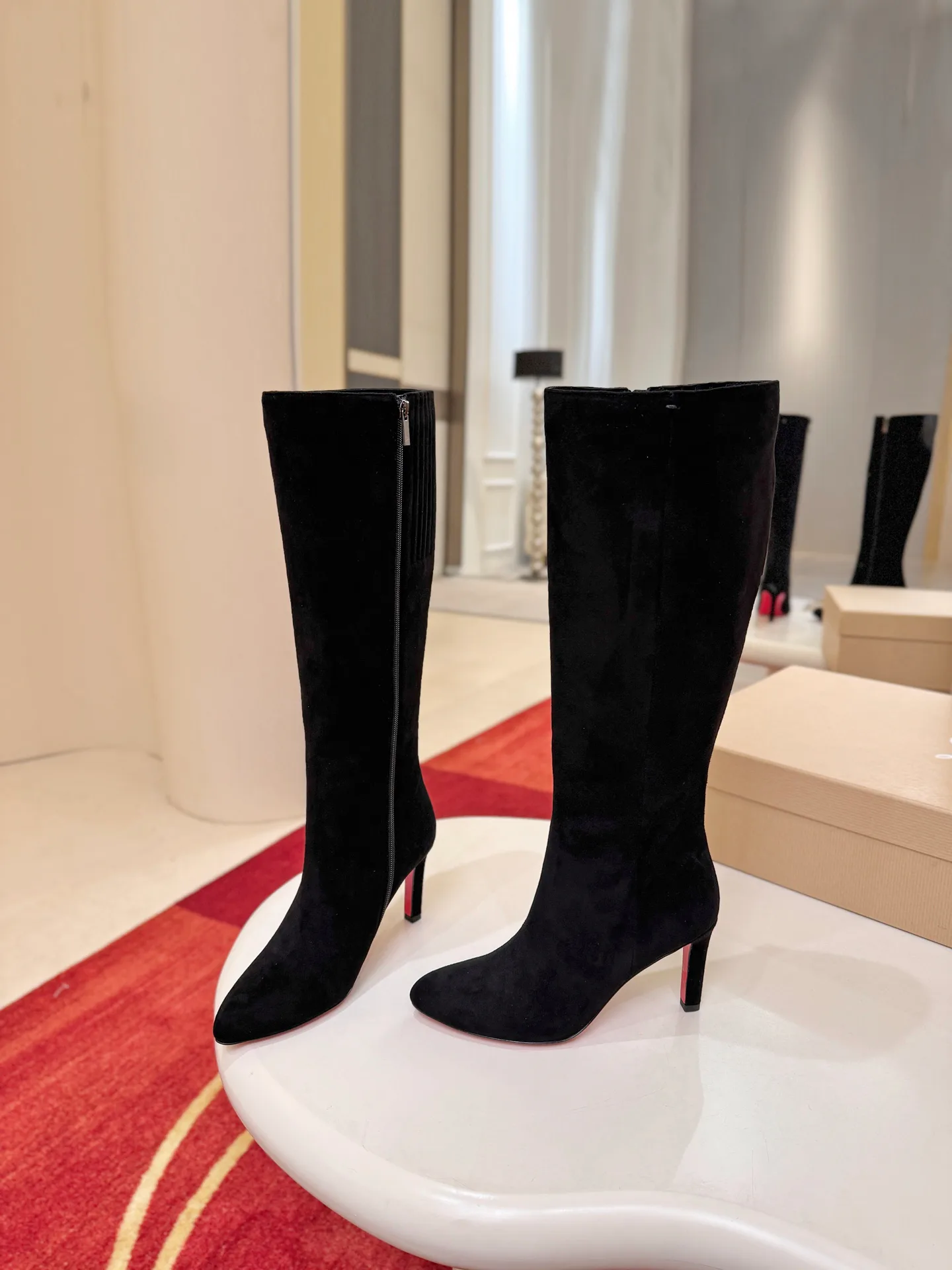 Сапоги Женские Christian Louboutin 19570921