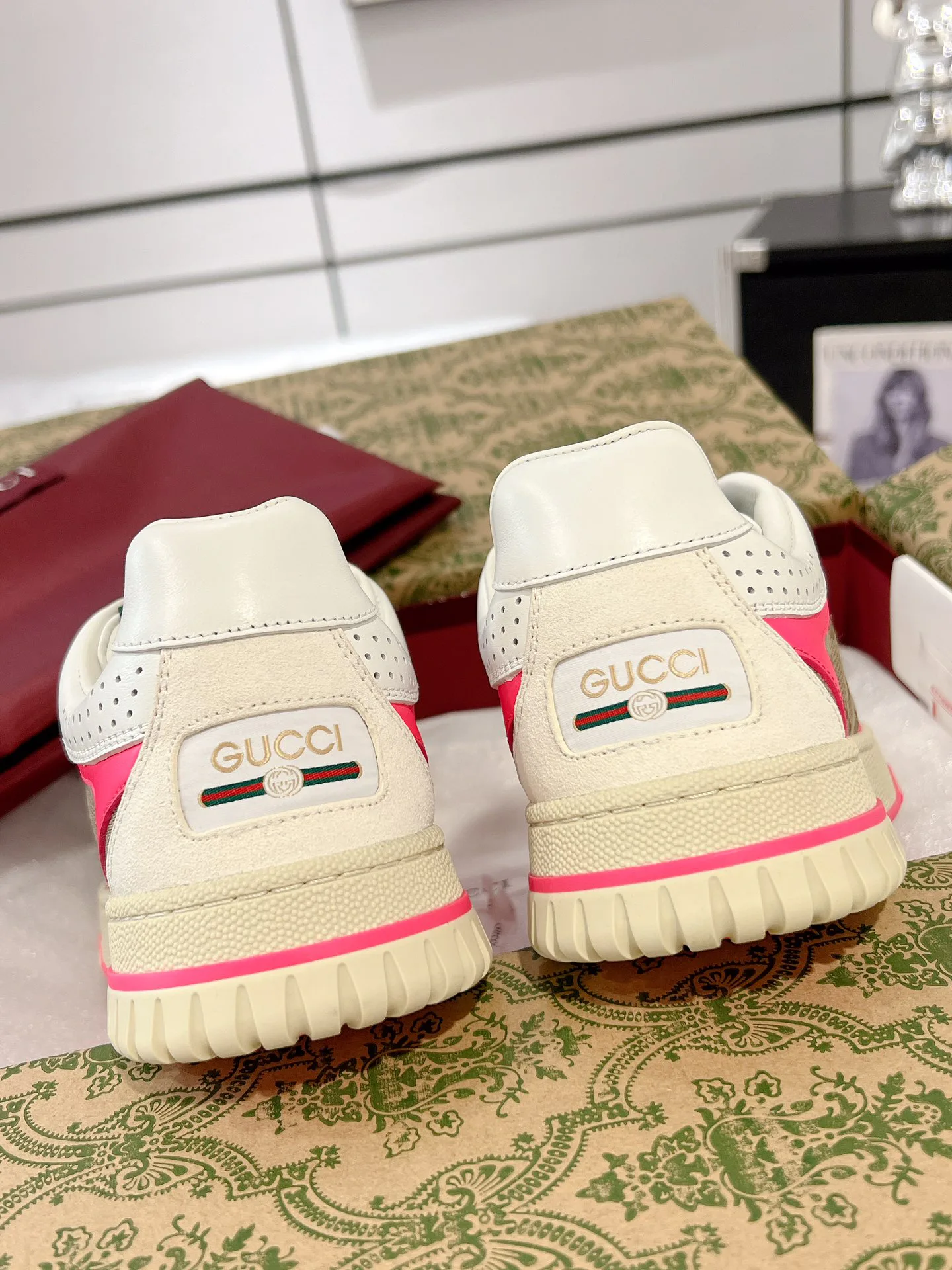 Кроссовки Женские Gucci 458076