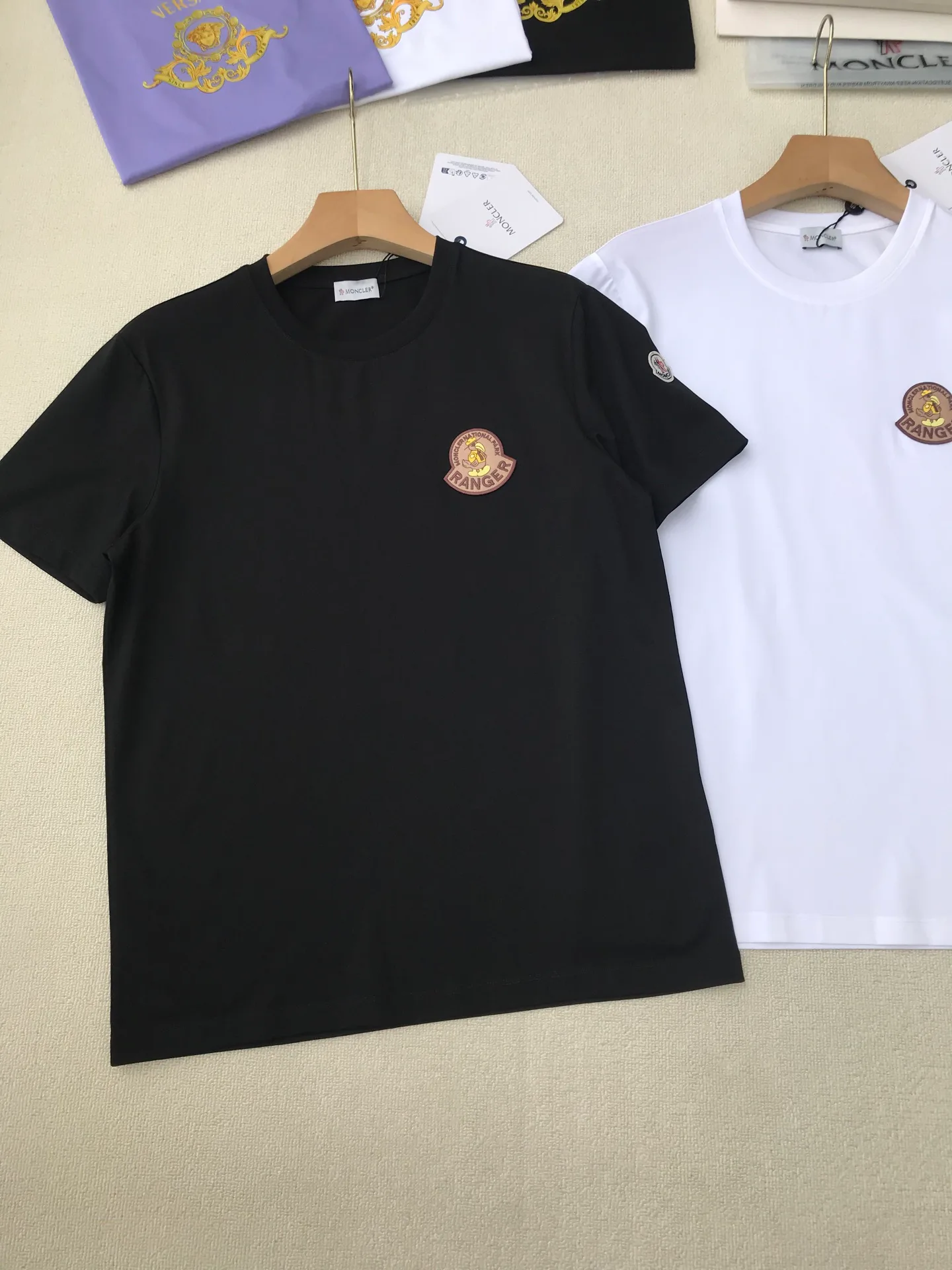 Футболки Мужские Moncler 11437010