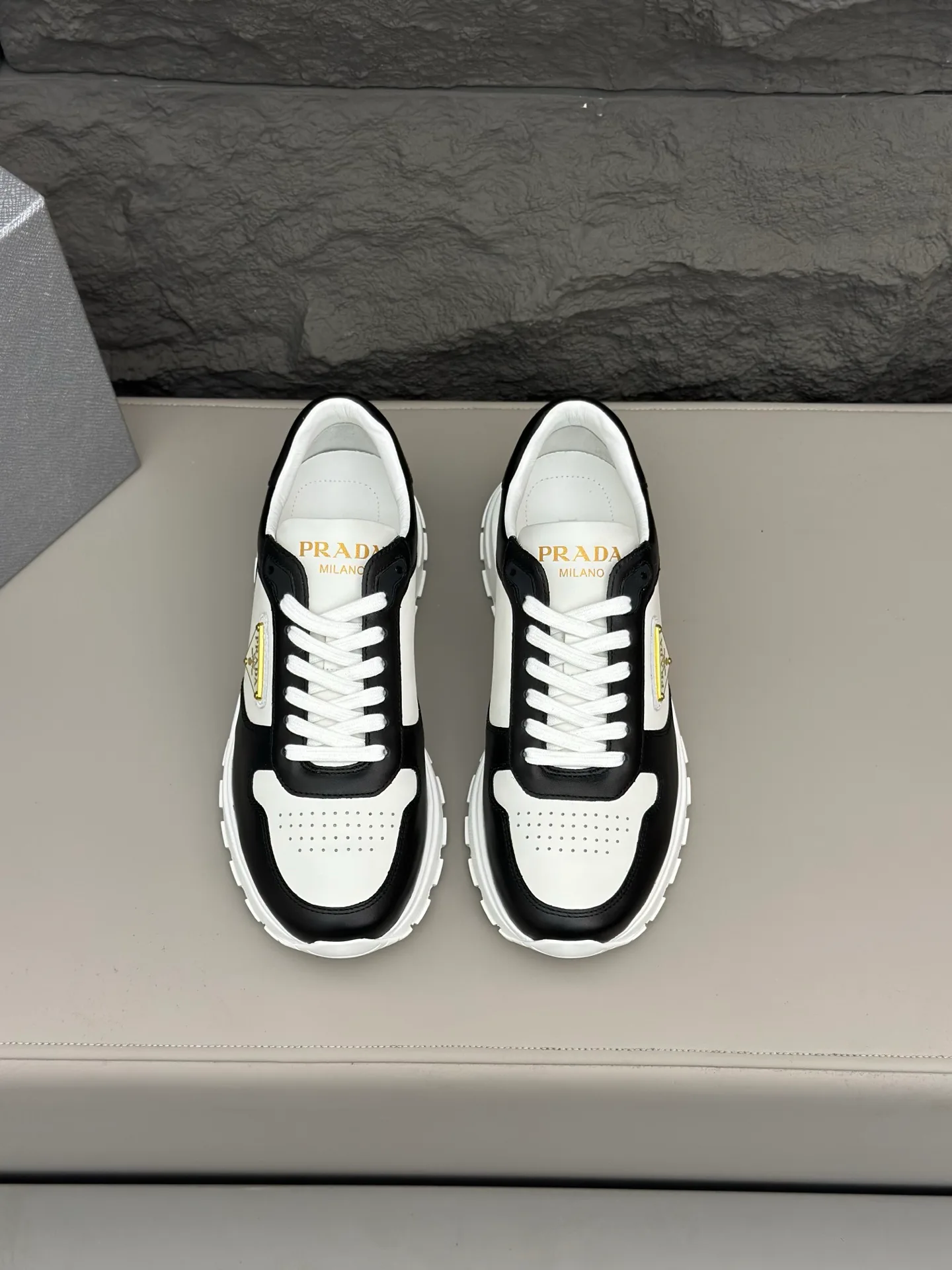 Кроссовки Мужские Prada 25502