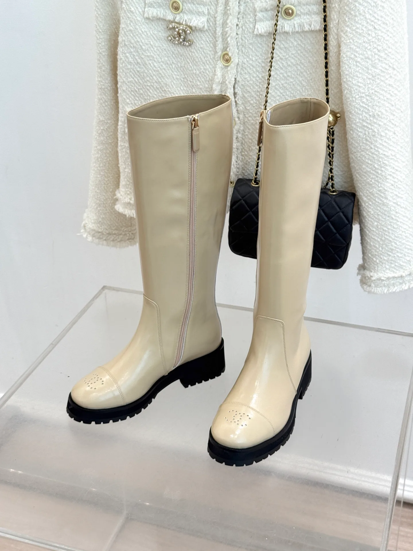 Сапоги Женские Chanel 18004020
