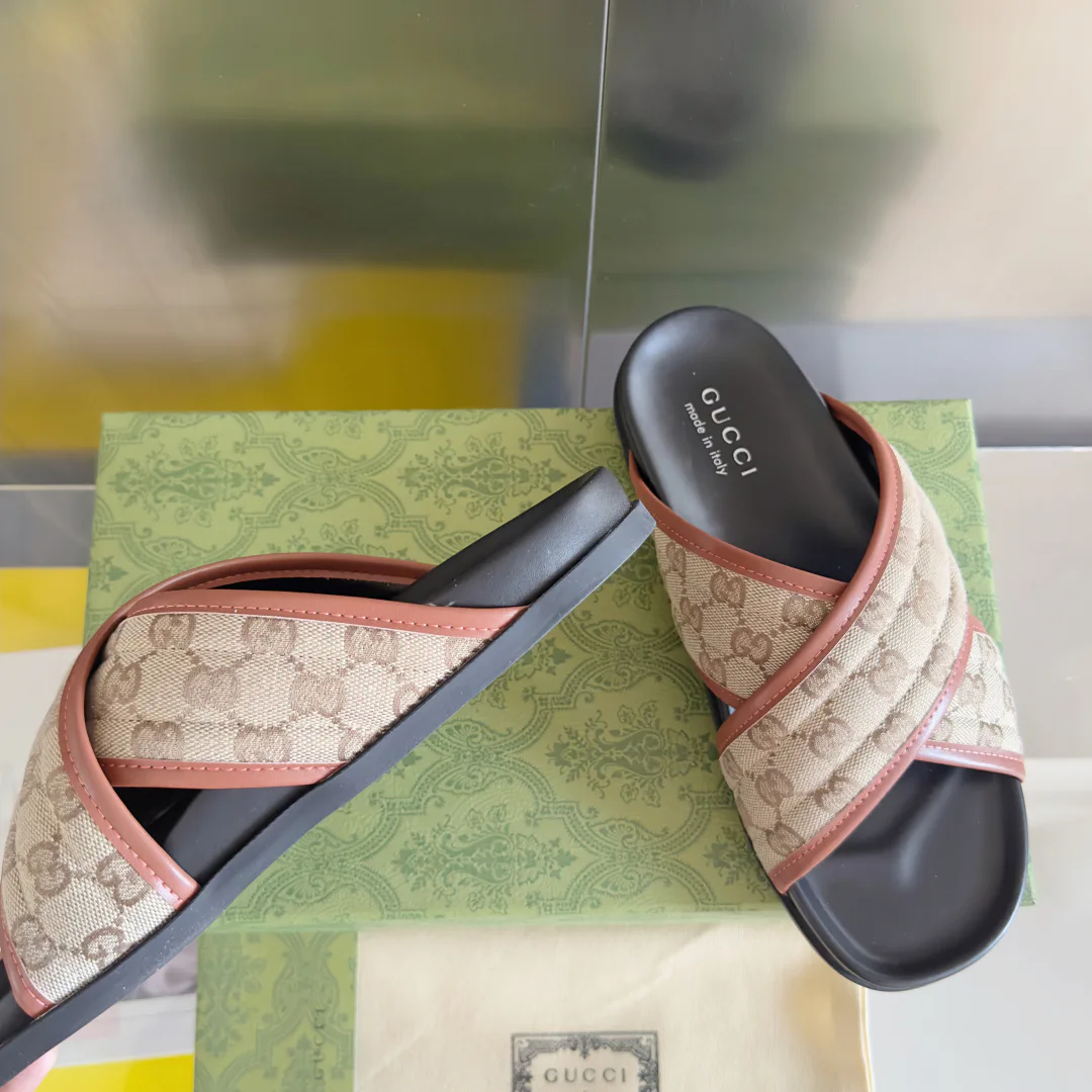 Шлепанцы Женские Gucci 27611