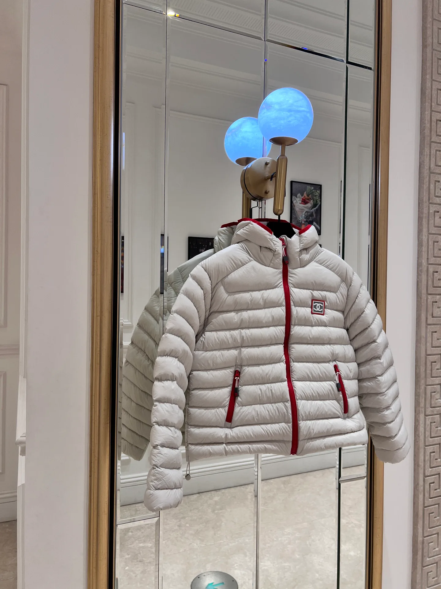 Куртки И Пуховики Женские Chanel 1849801