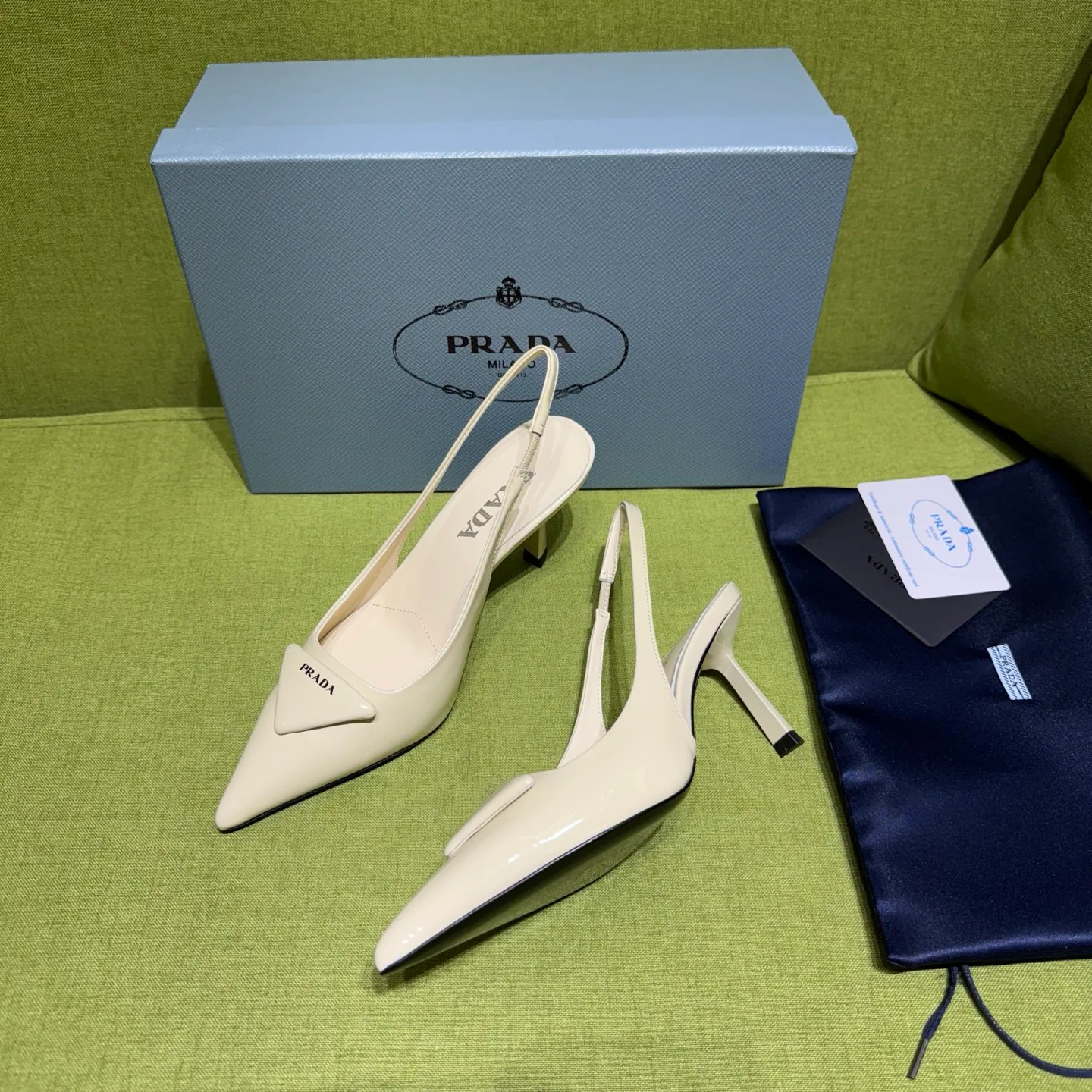 Босоножки Женские Prada 10481102