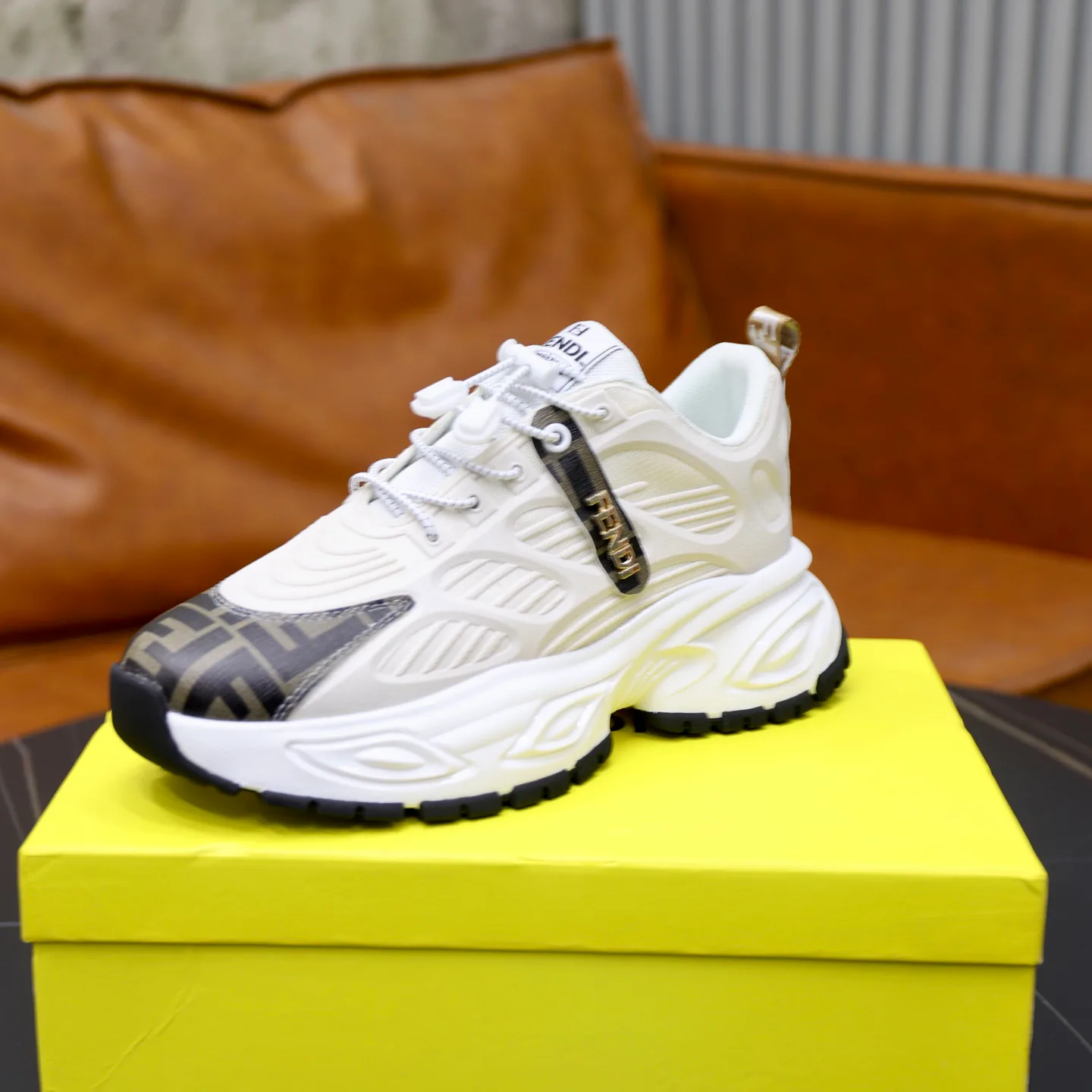 Кроссовки Мужские Fendi 183915