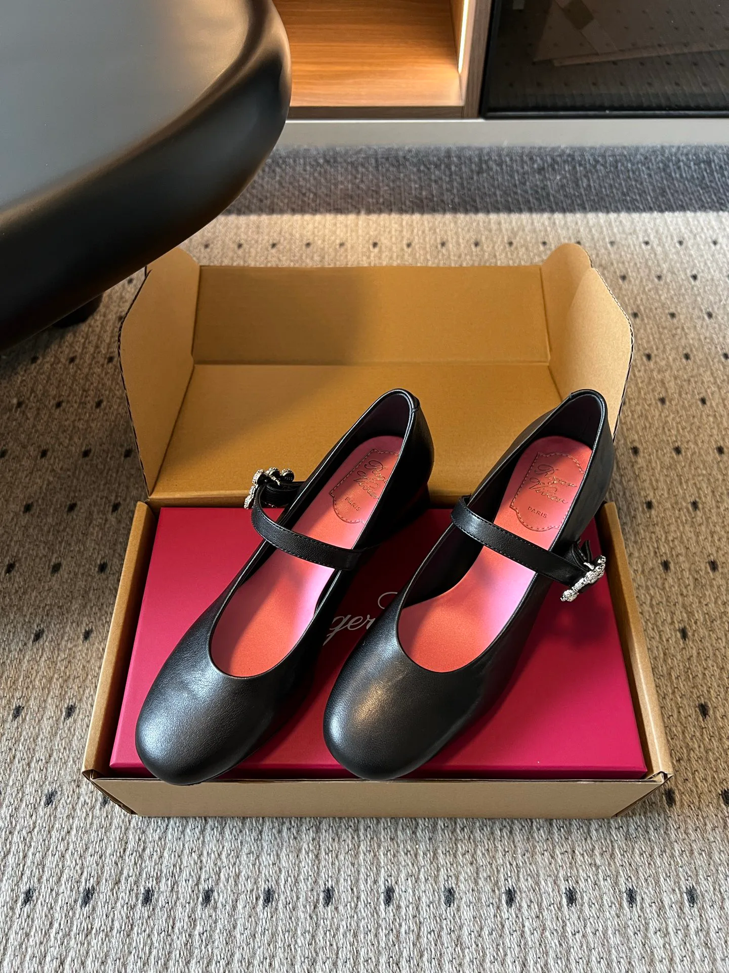 Туфли Женские Roger Vivier 17860669